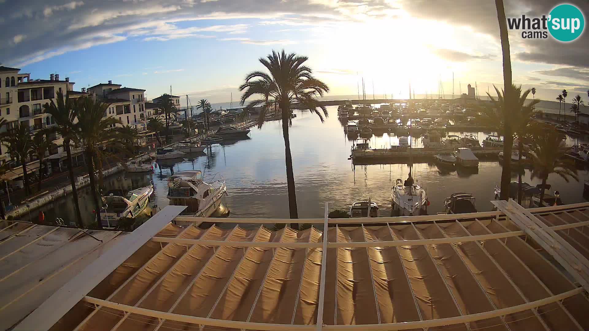 Puerto de la Duquesa webcam – Marina