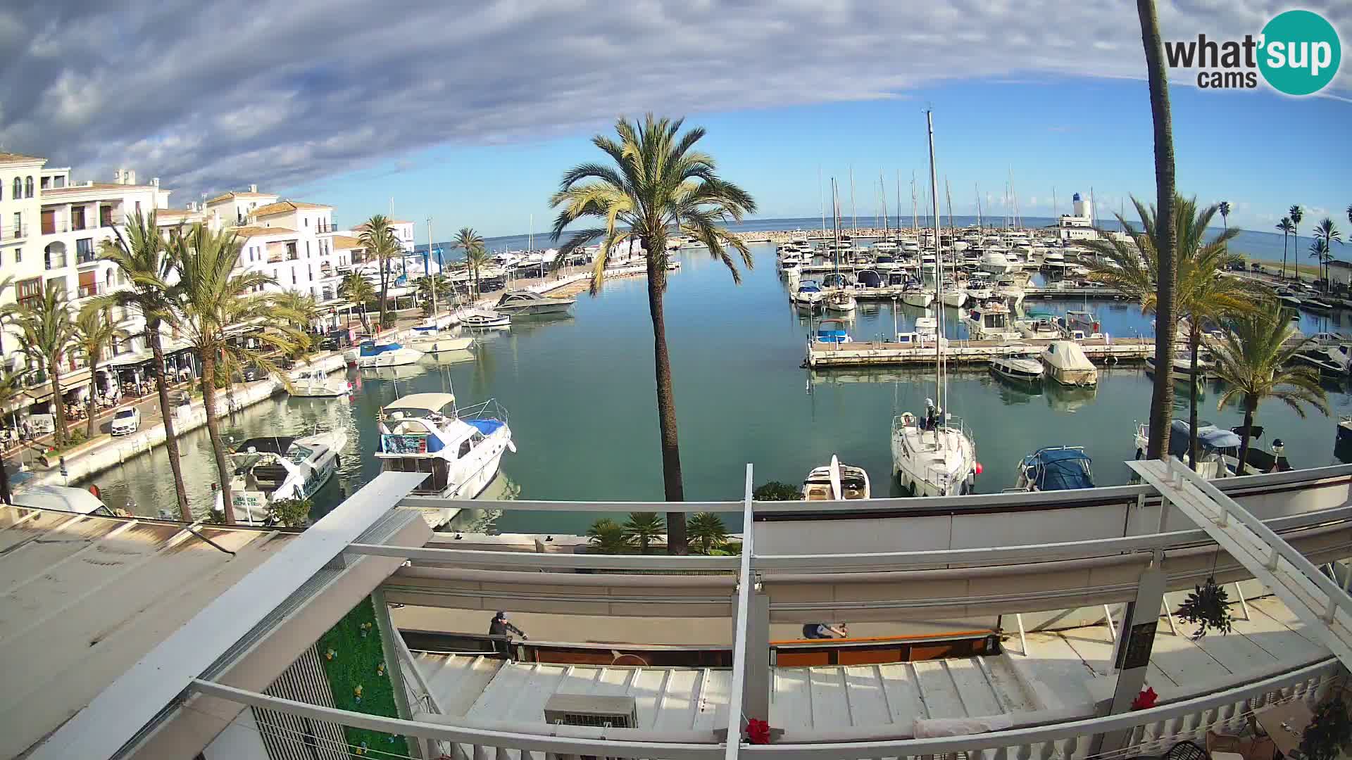 Live webcam Puerto de la Duquesa – Marina