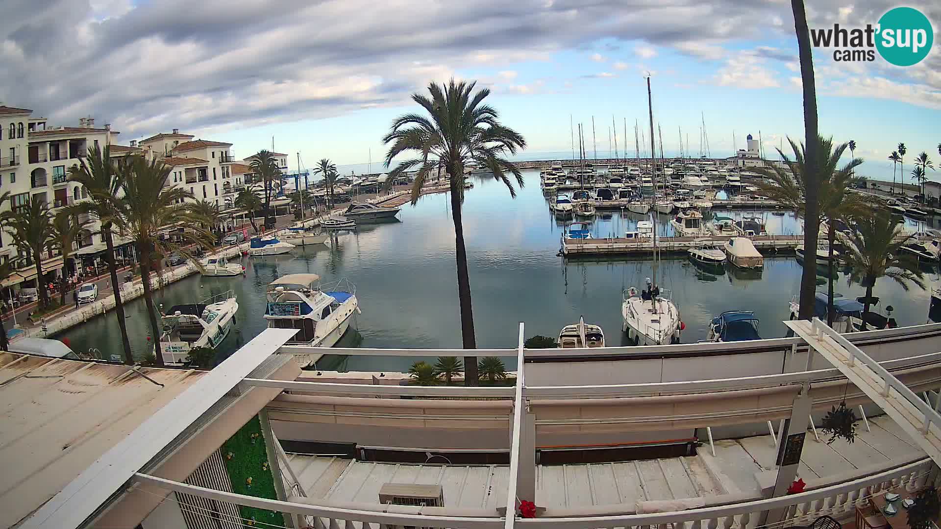 Live webcam Puerto de la Duquesa – Marina