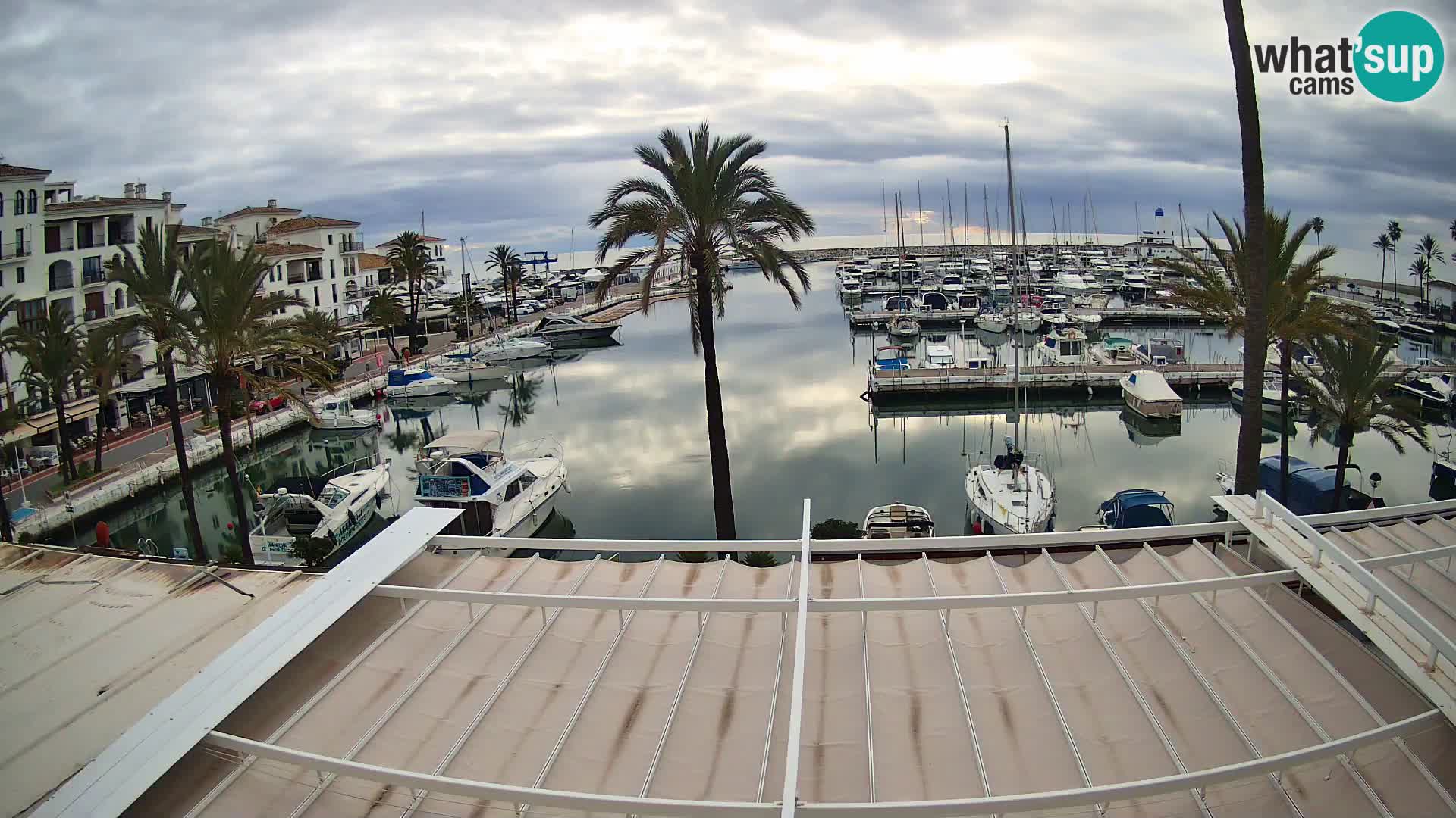 Live webcam Puerto de la Duquesa – Marina