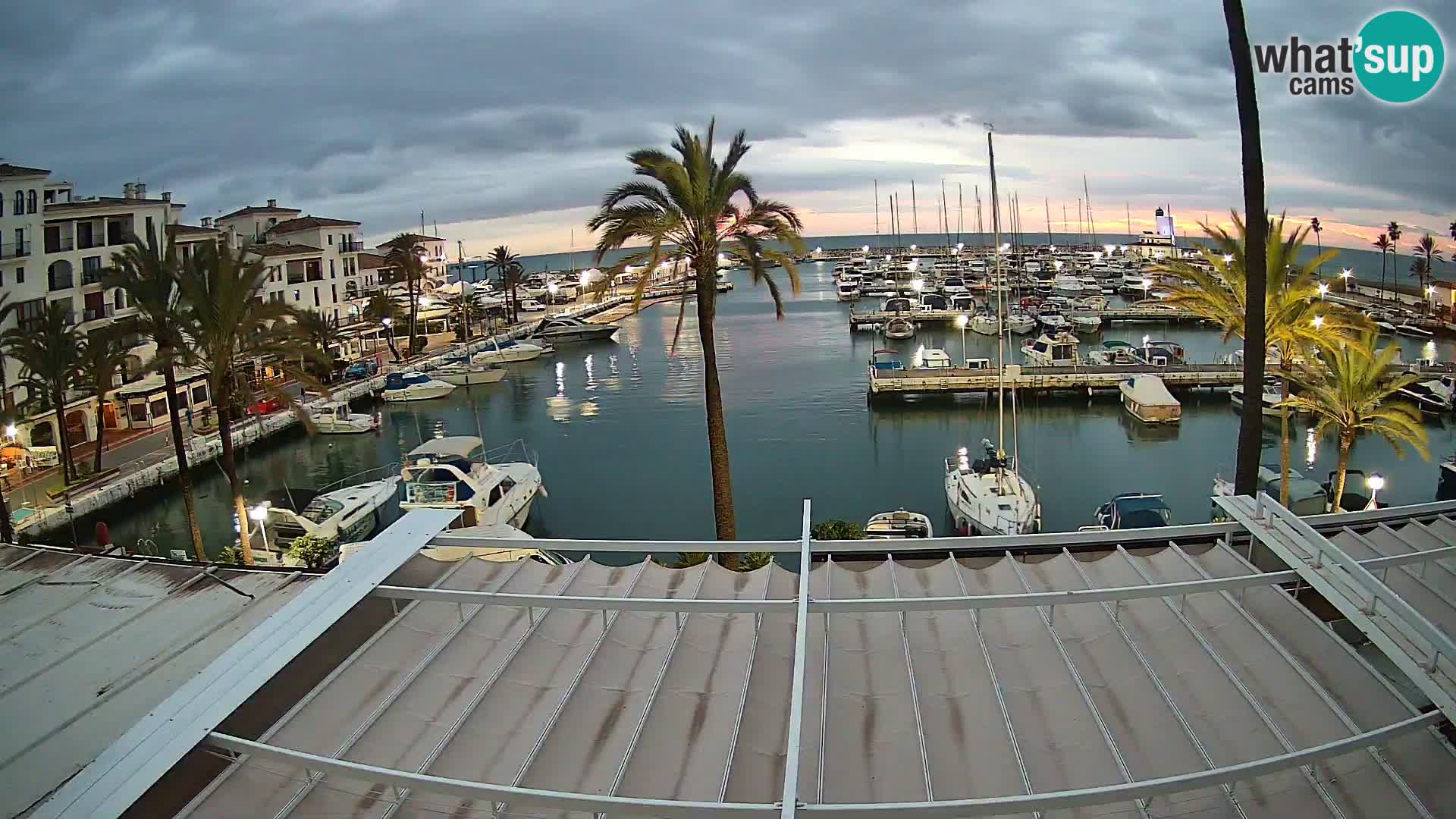 Spletna kamera Puerto de la Duquesa – Marina