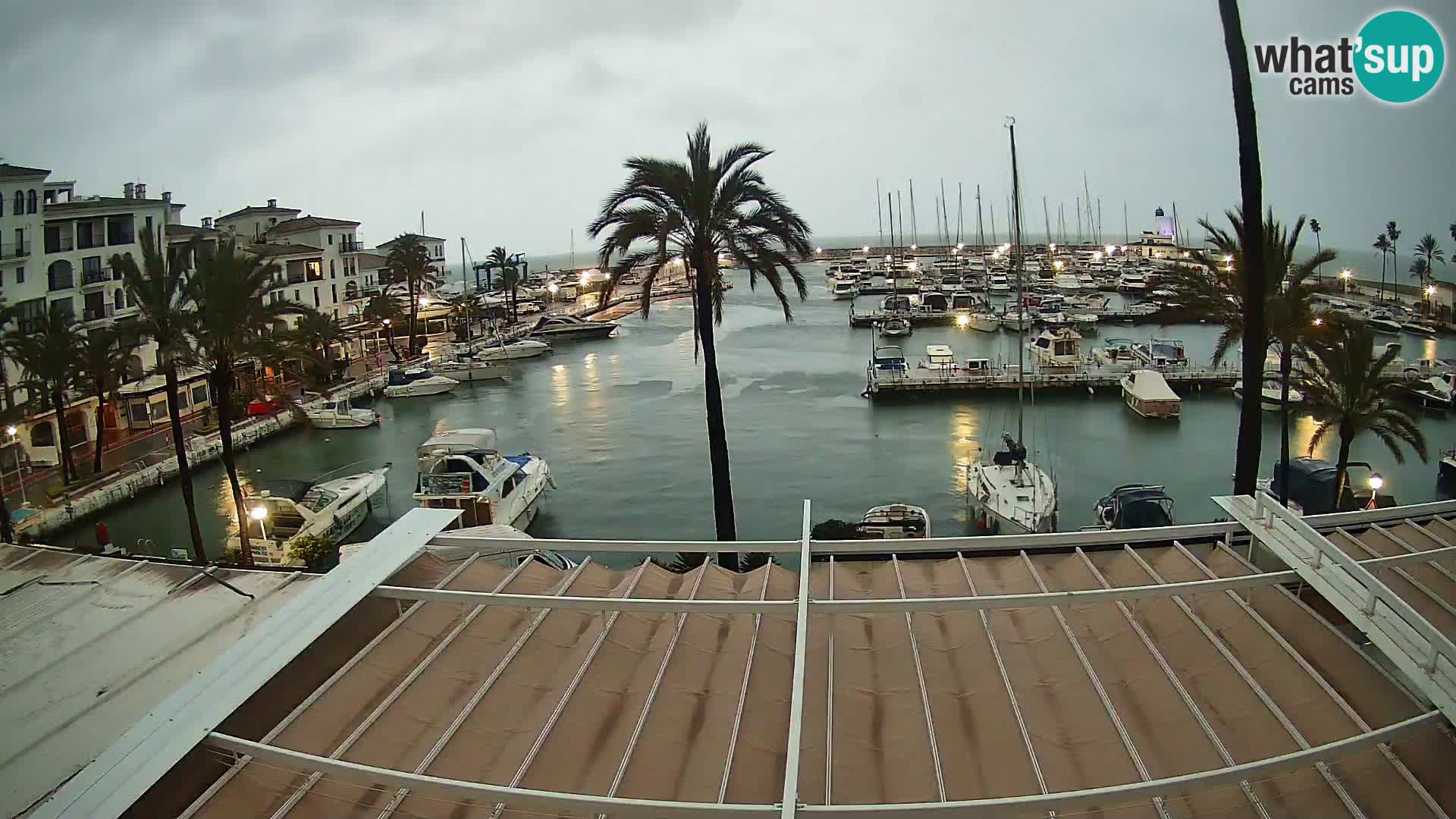 Spletna kamera Puerto de la Duquesa – Marina
