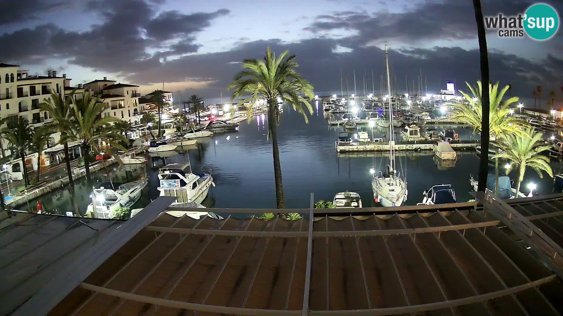 Puerto de la Duquesa webcam – Marina