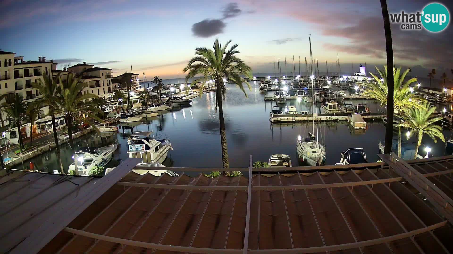 Puerto de la Duquesa webcam – Marina