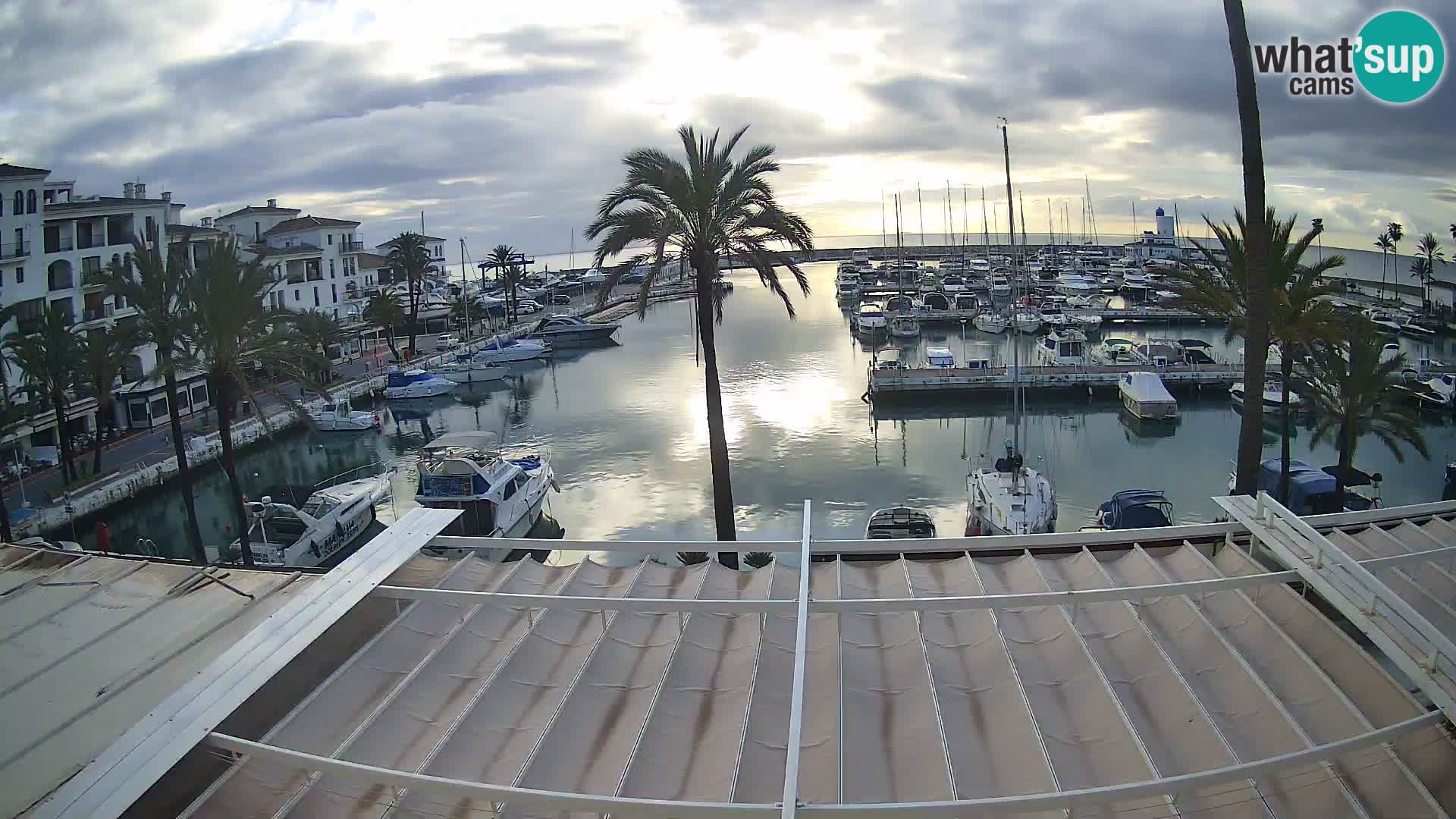 Puerto de la Duquesa webcam – Marina