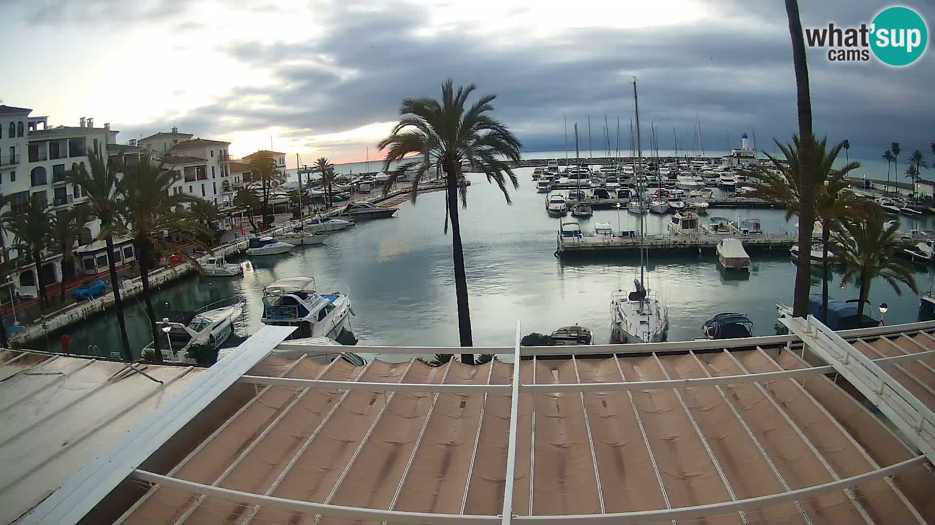 Puerto de la Duquesa webcam – Marina