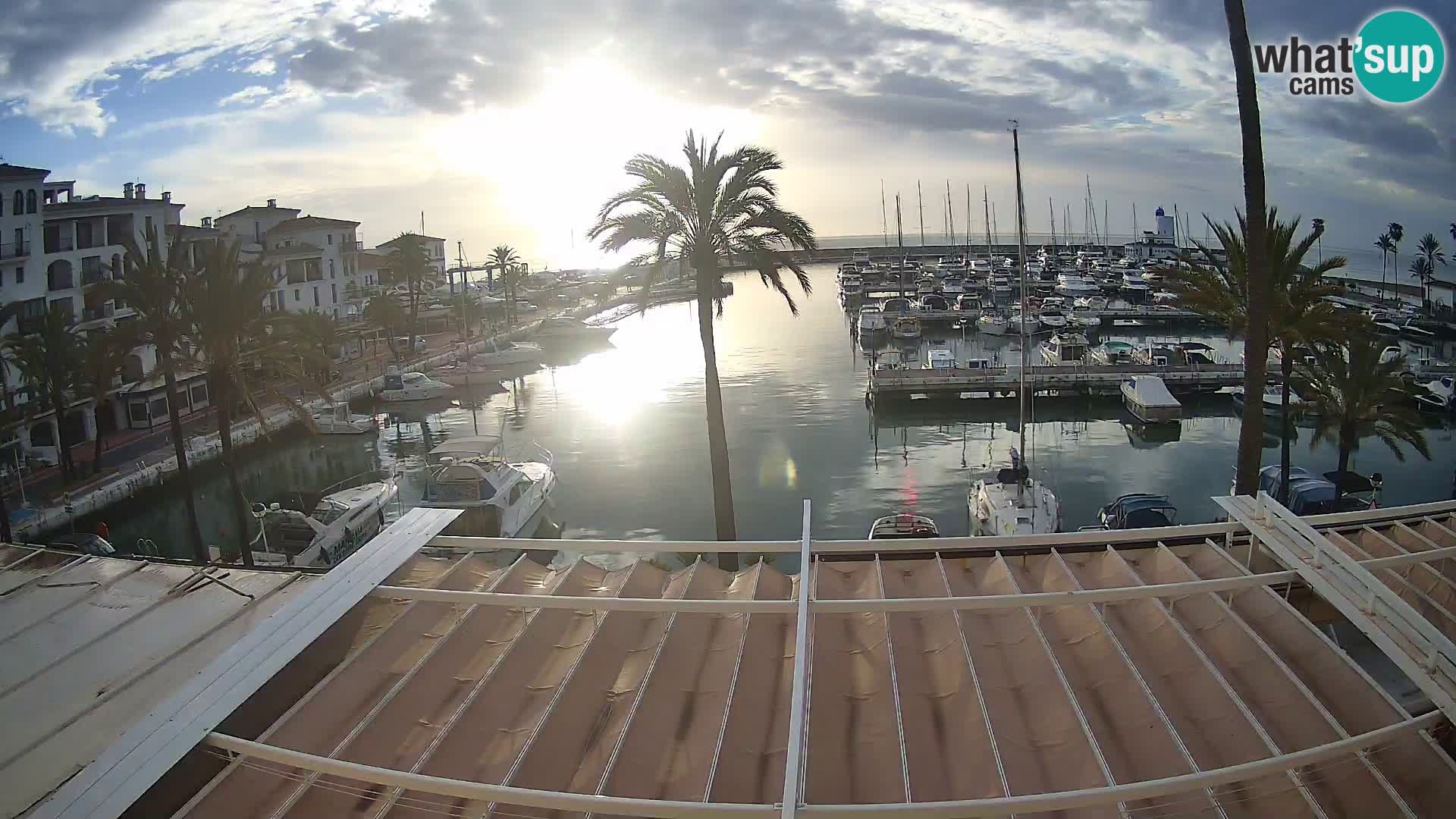 Live webcam Puerto de la Duquesa – Marina