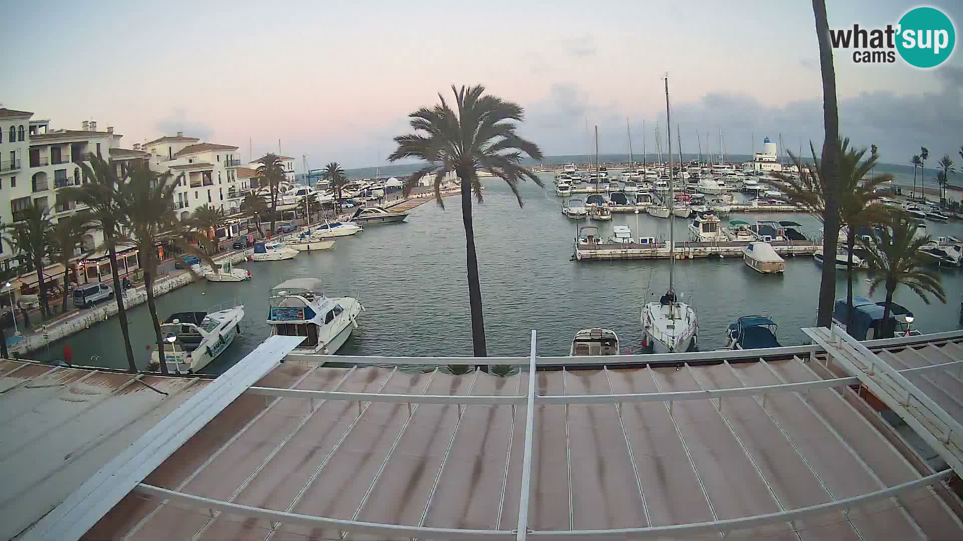 Puerto de la Duquesa webcam – Marina