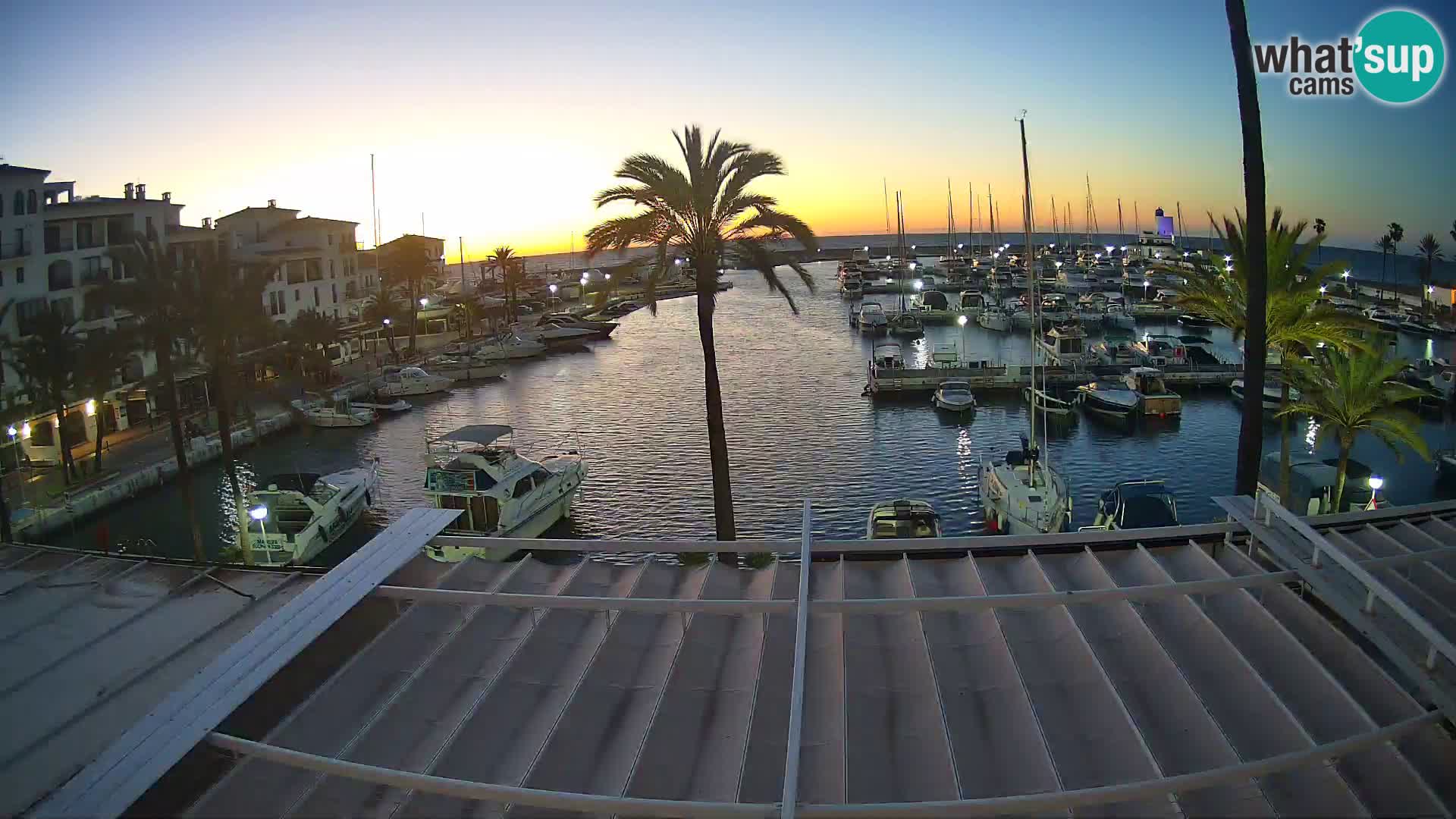Live webcam Puerto de la Duquesa – Marina