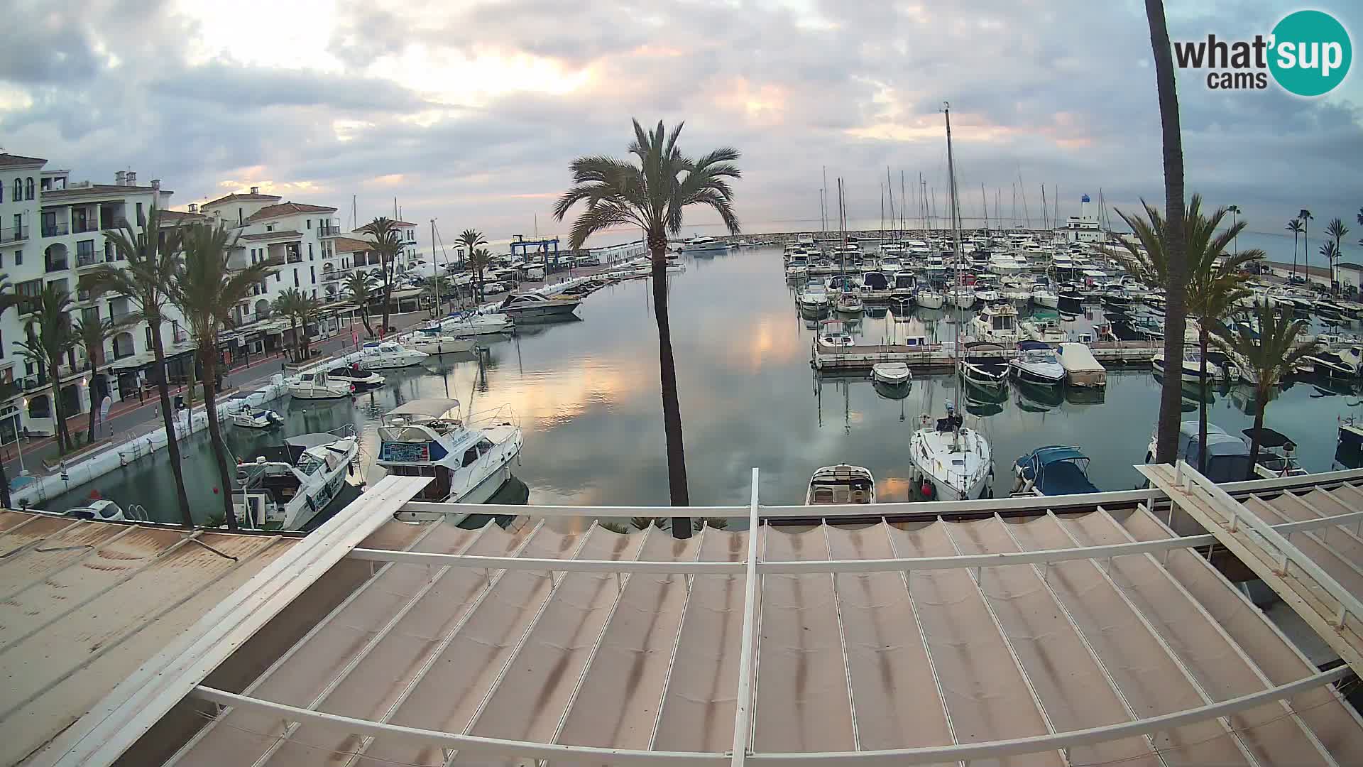 Live webcam Puerto de la Duquesa – Marina