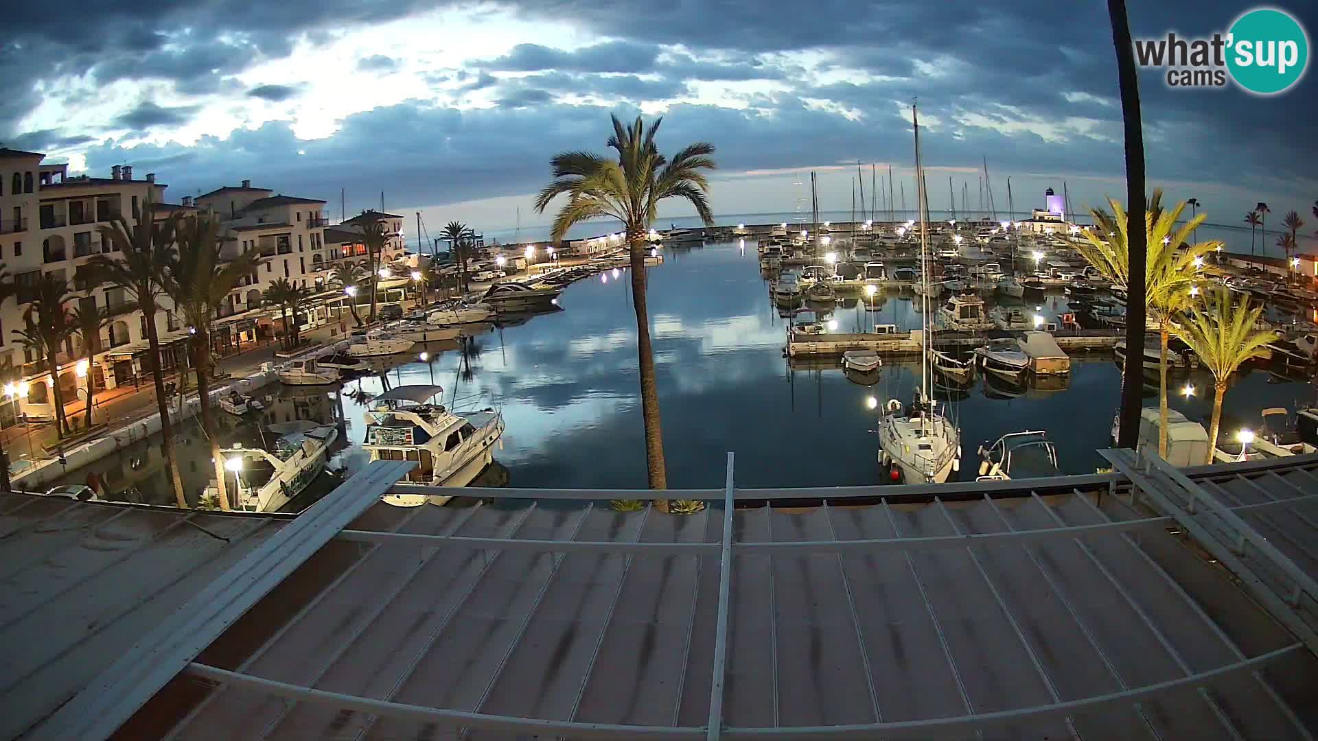 Puerto de la Duquesa webcam – Marina