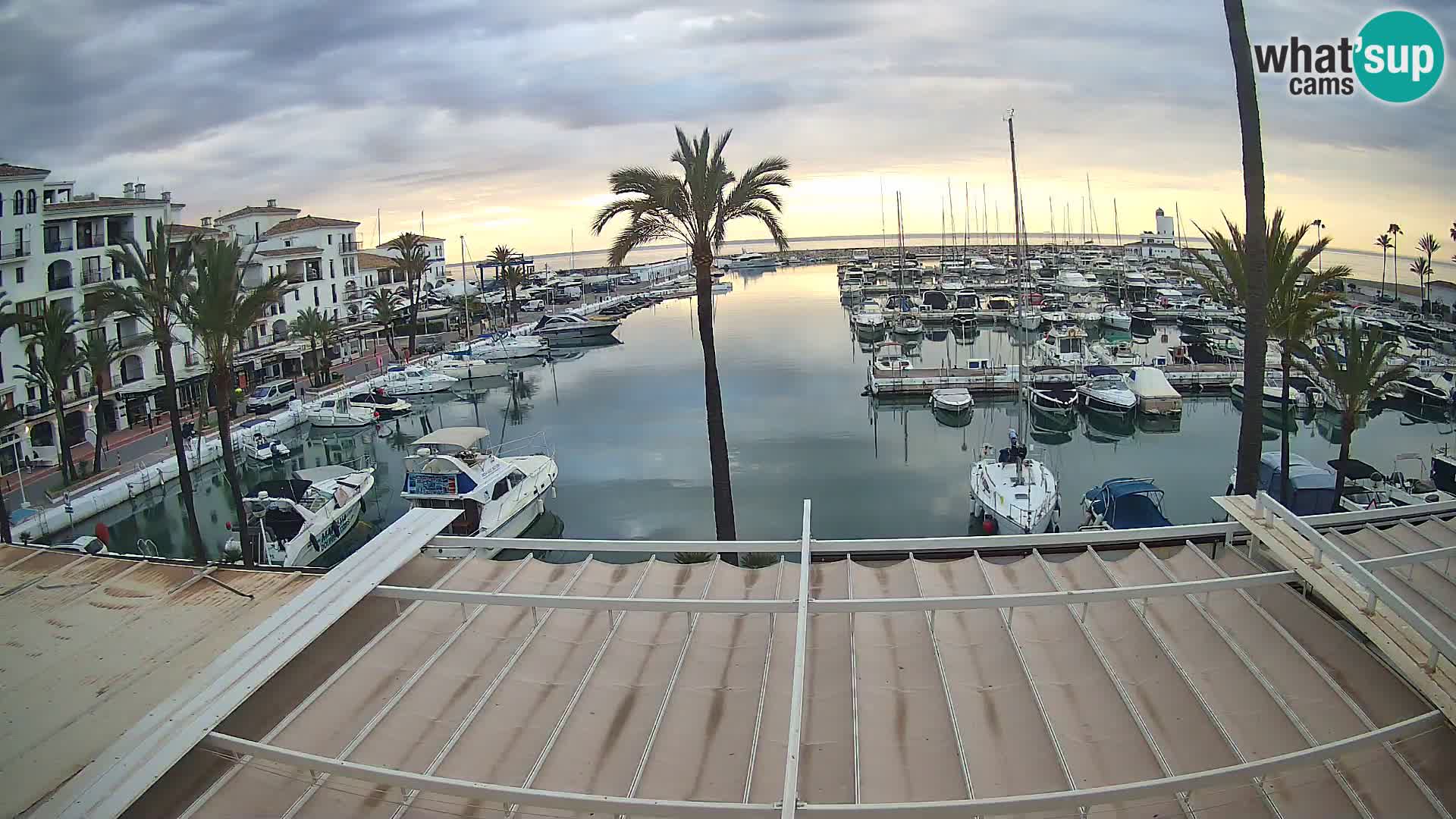 Puerto de la Duquesa webcam – Marina