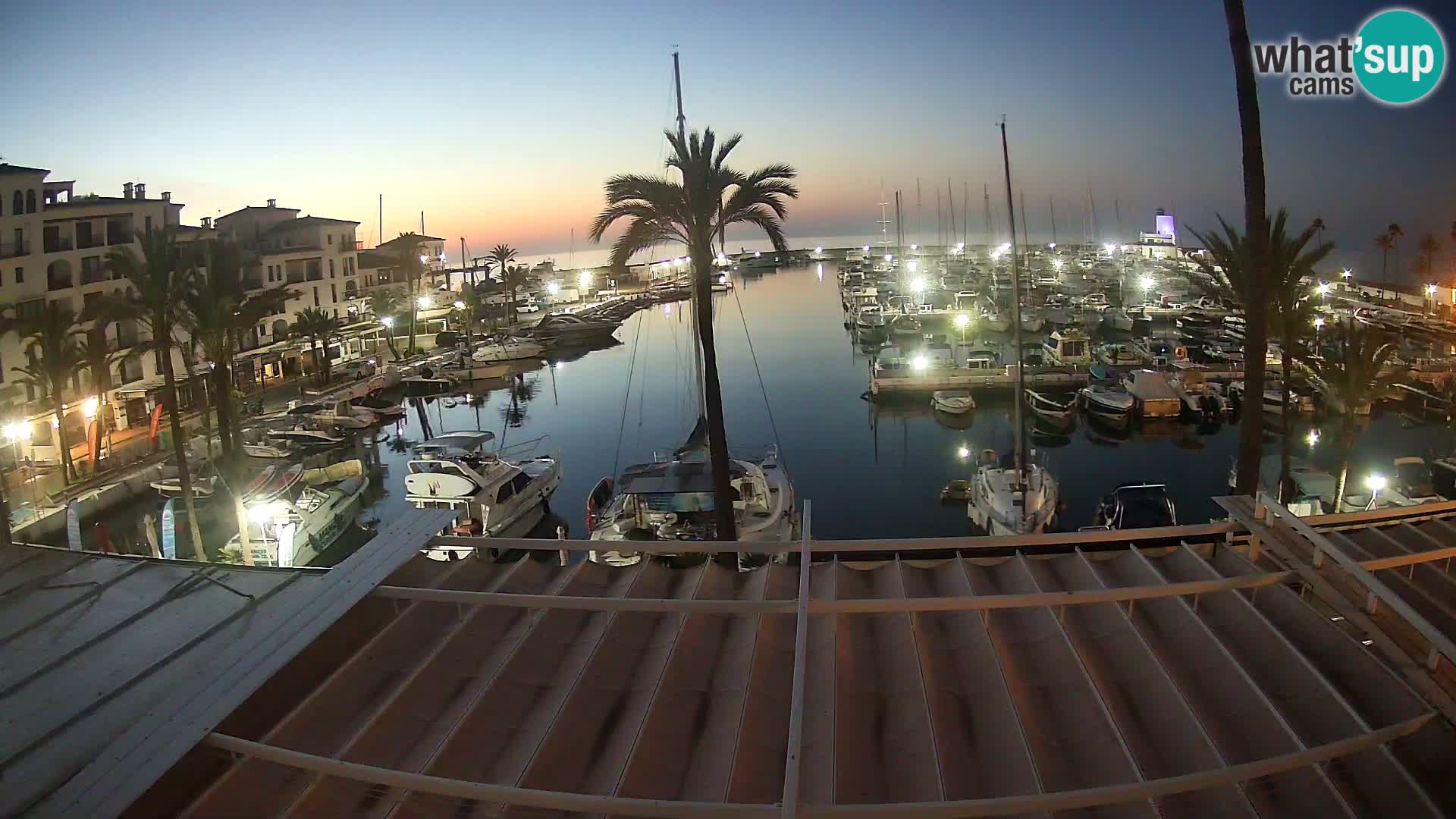 Live webcam Puerto de la Duquesa – Marina