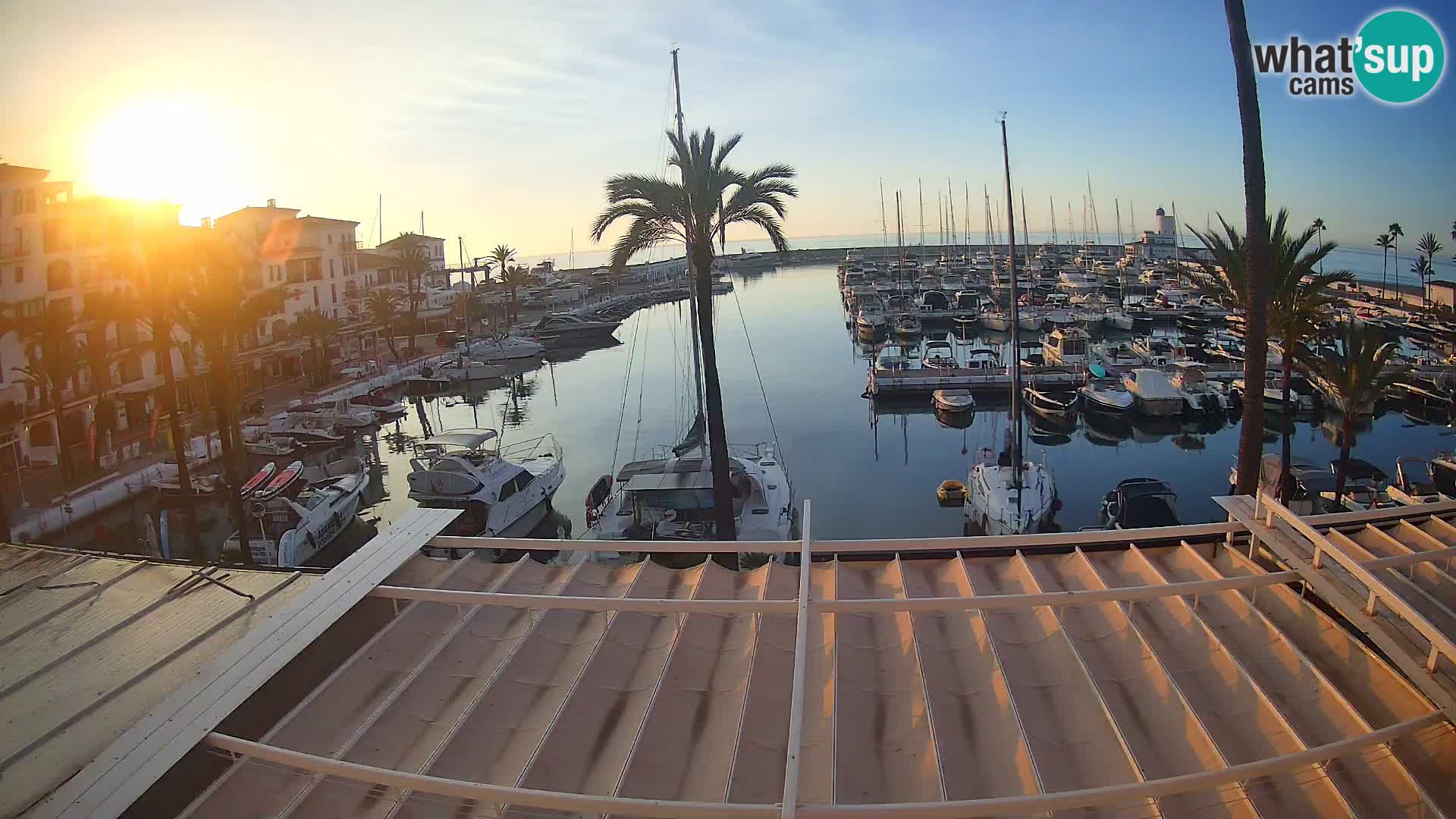 Live webcam Puerto de la Duquesa – Marina