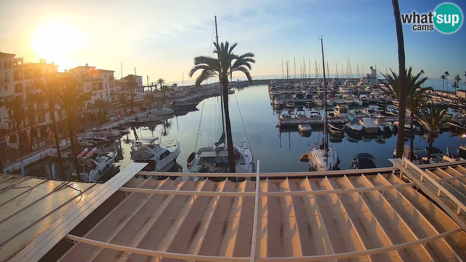 Live webcam Puerto de la Duquesa – Marina