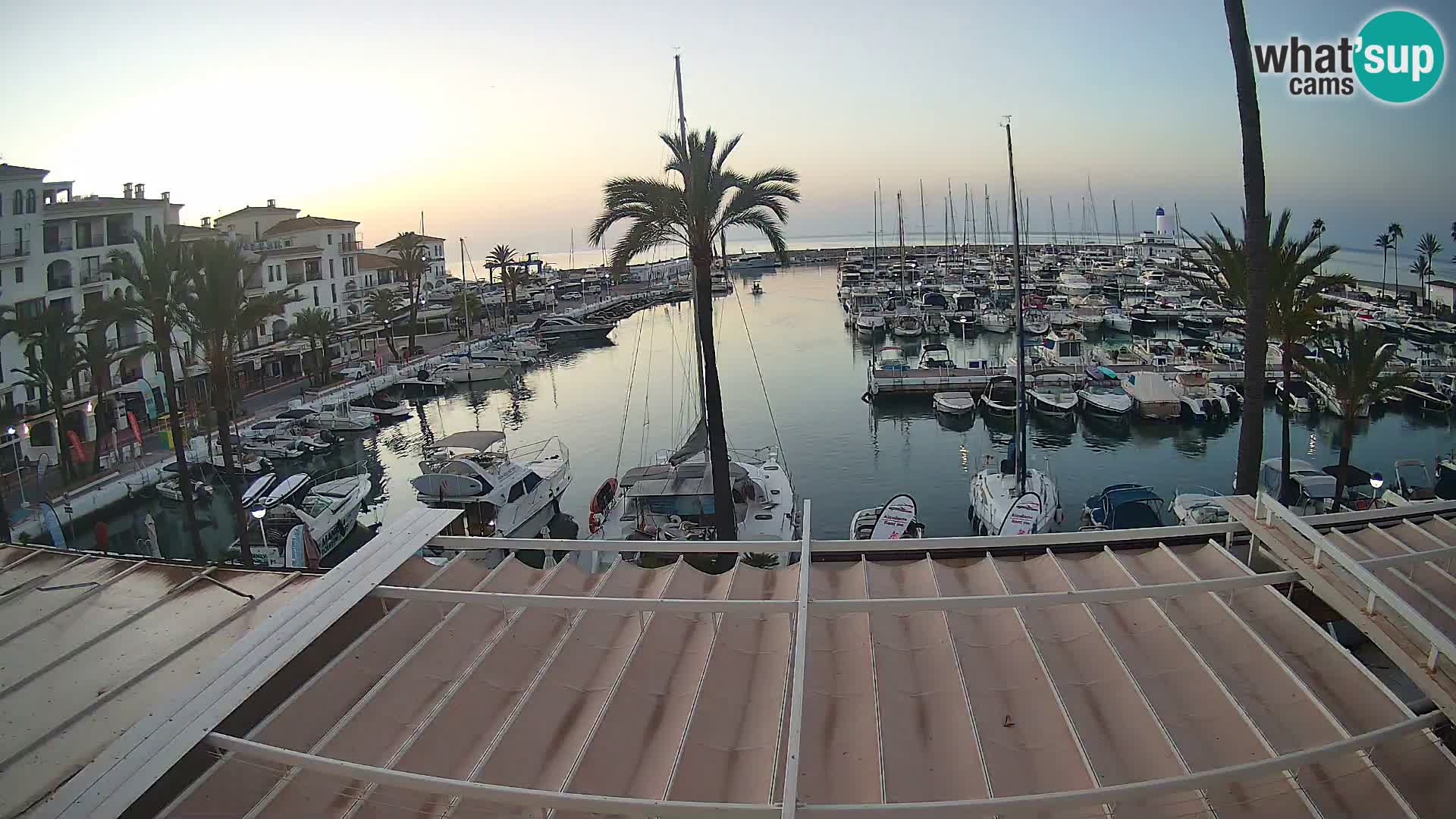 Live webcam Puerto de la Duquesa – Marina
