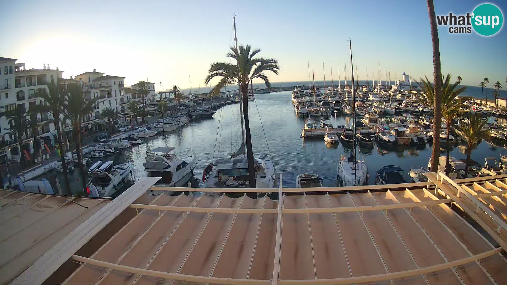 Live webcam Puerto de la Duquesa – Marina