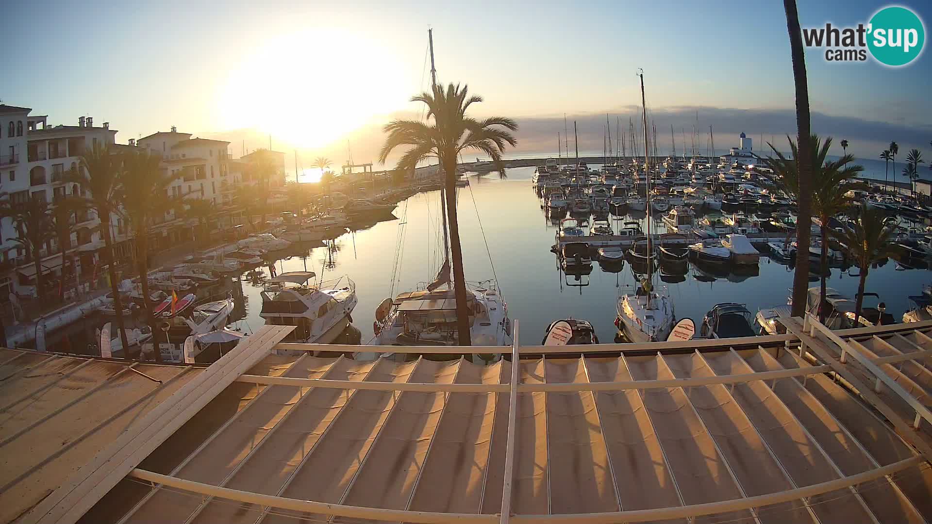 Live webcam Puerto de la Duquesa – Marina