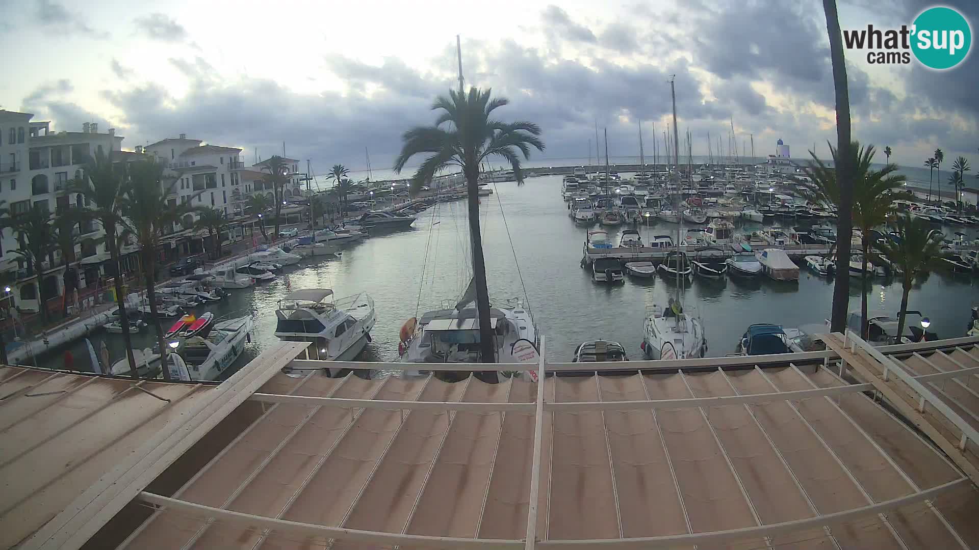 Spletna kamera Puerto de la Duquesa – Marina