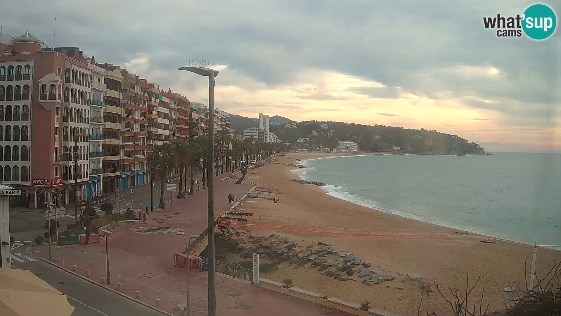 Webcam Lloret de Mar – the main beach – – Costa Brava – Spain