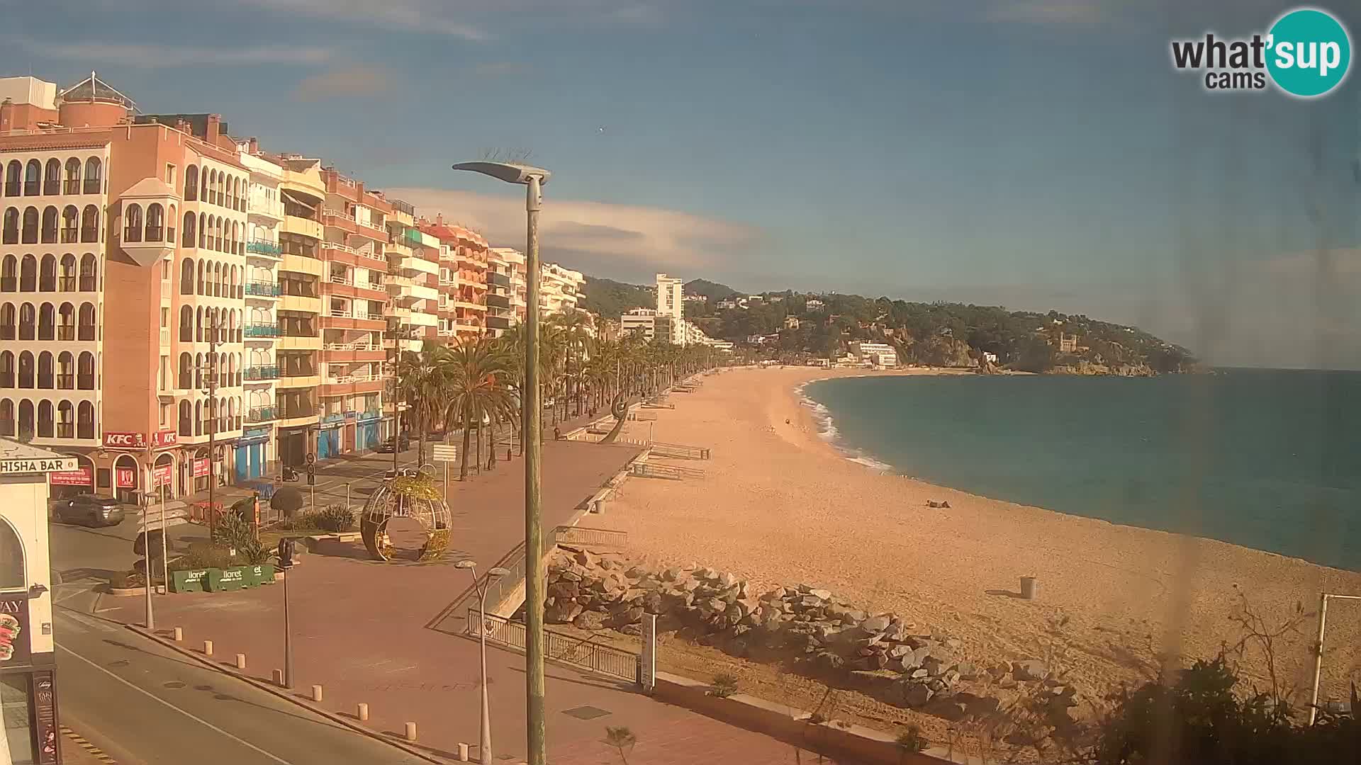 Webcam Lloret de Mar – the main beach – – Costa Brava – Spain