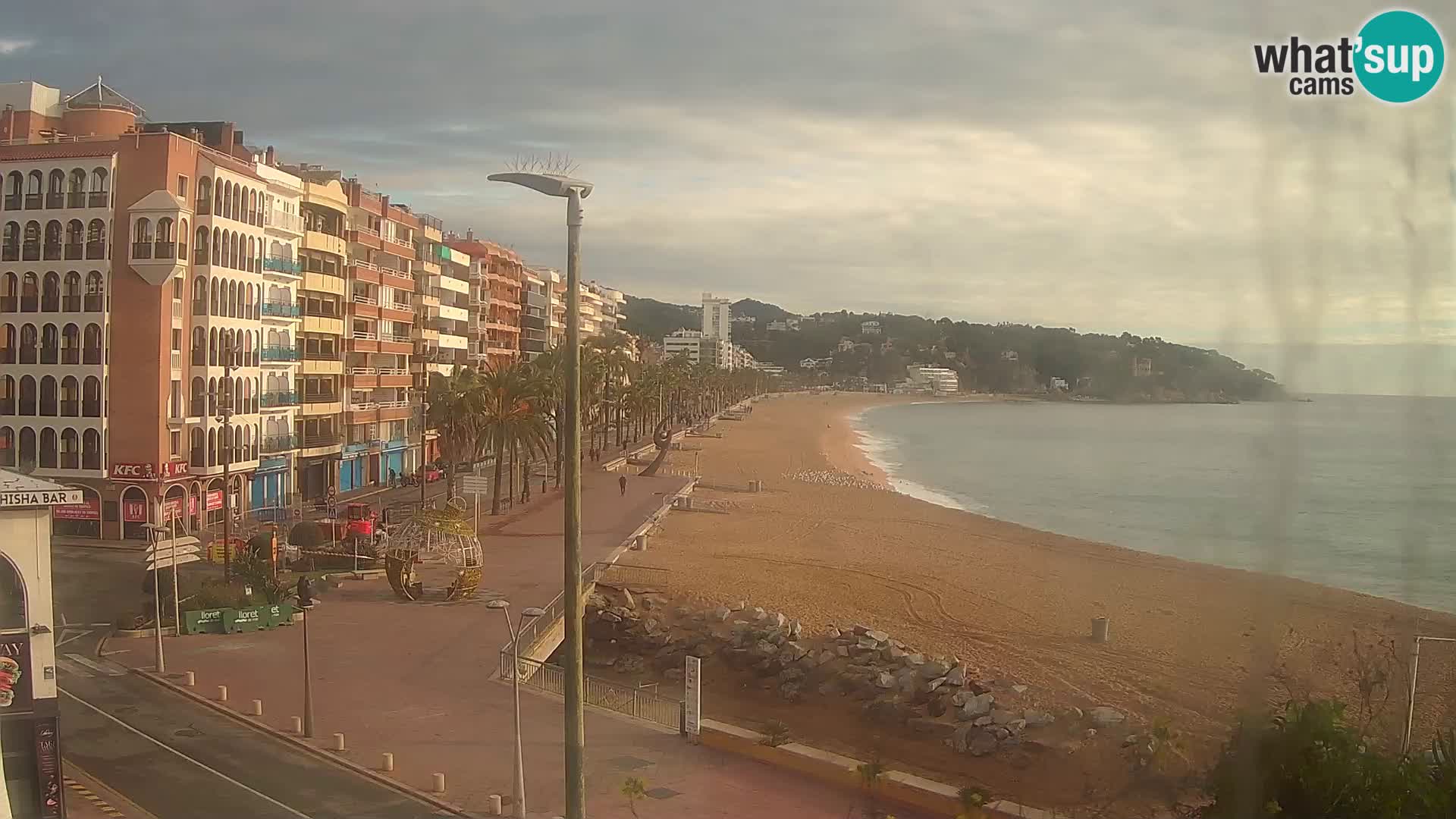 Webcam Lloret de Mar – the main beach – – Costa Brava – Spain