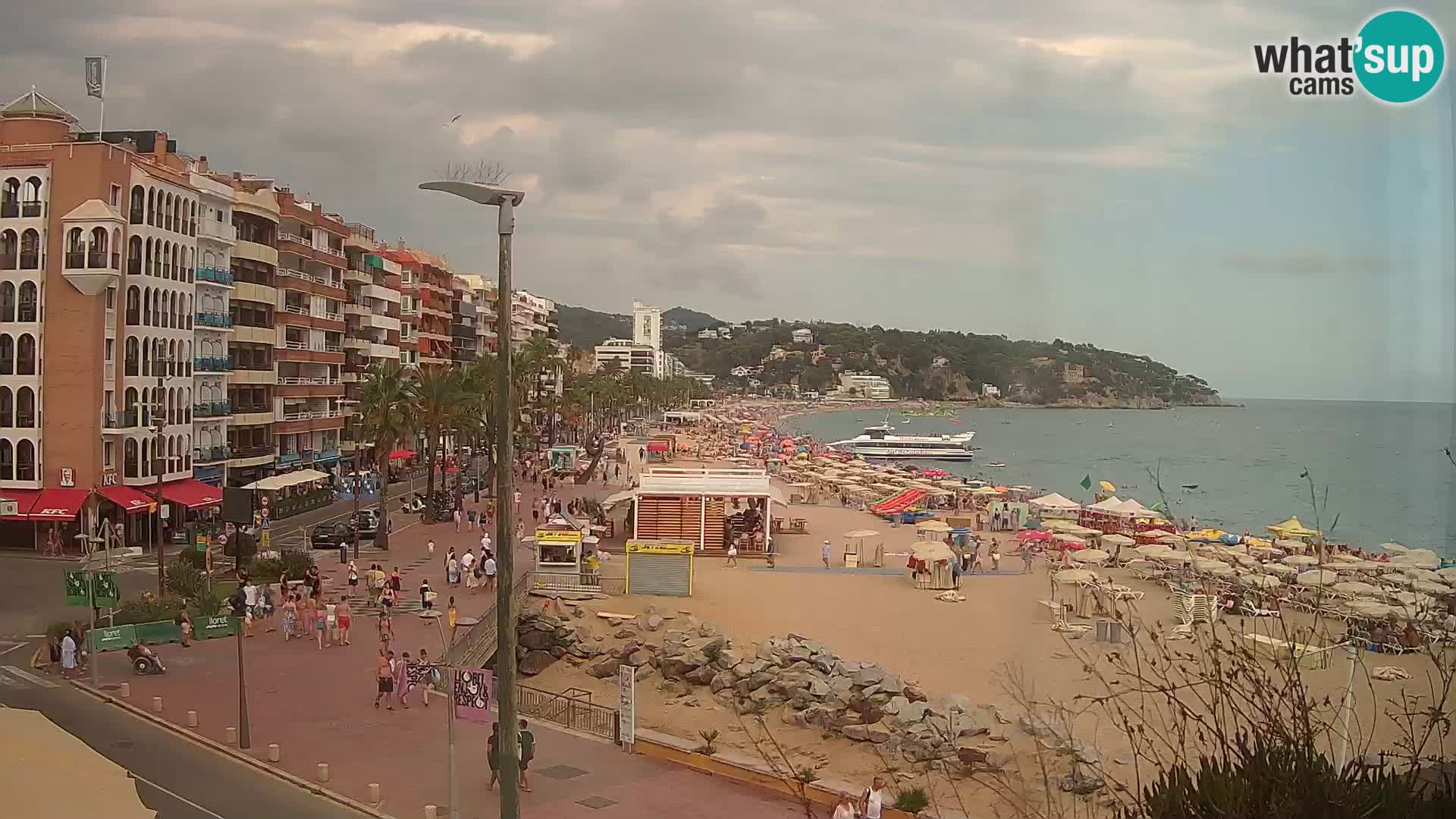 Webcam Lloret de Mar – the main beach – – Costa Brava – Spain