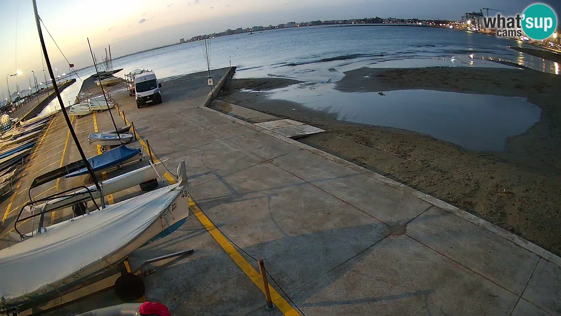 Webcam porto di Roses – Costa Brava – spiaggia La Perola