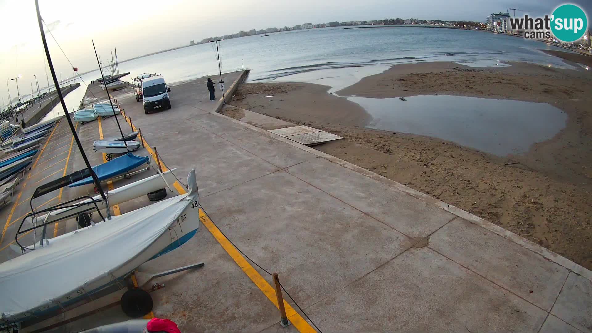 Webcam porto di Roses – Costa Brava – spiaggia La Perola