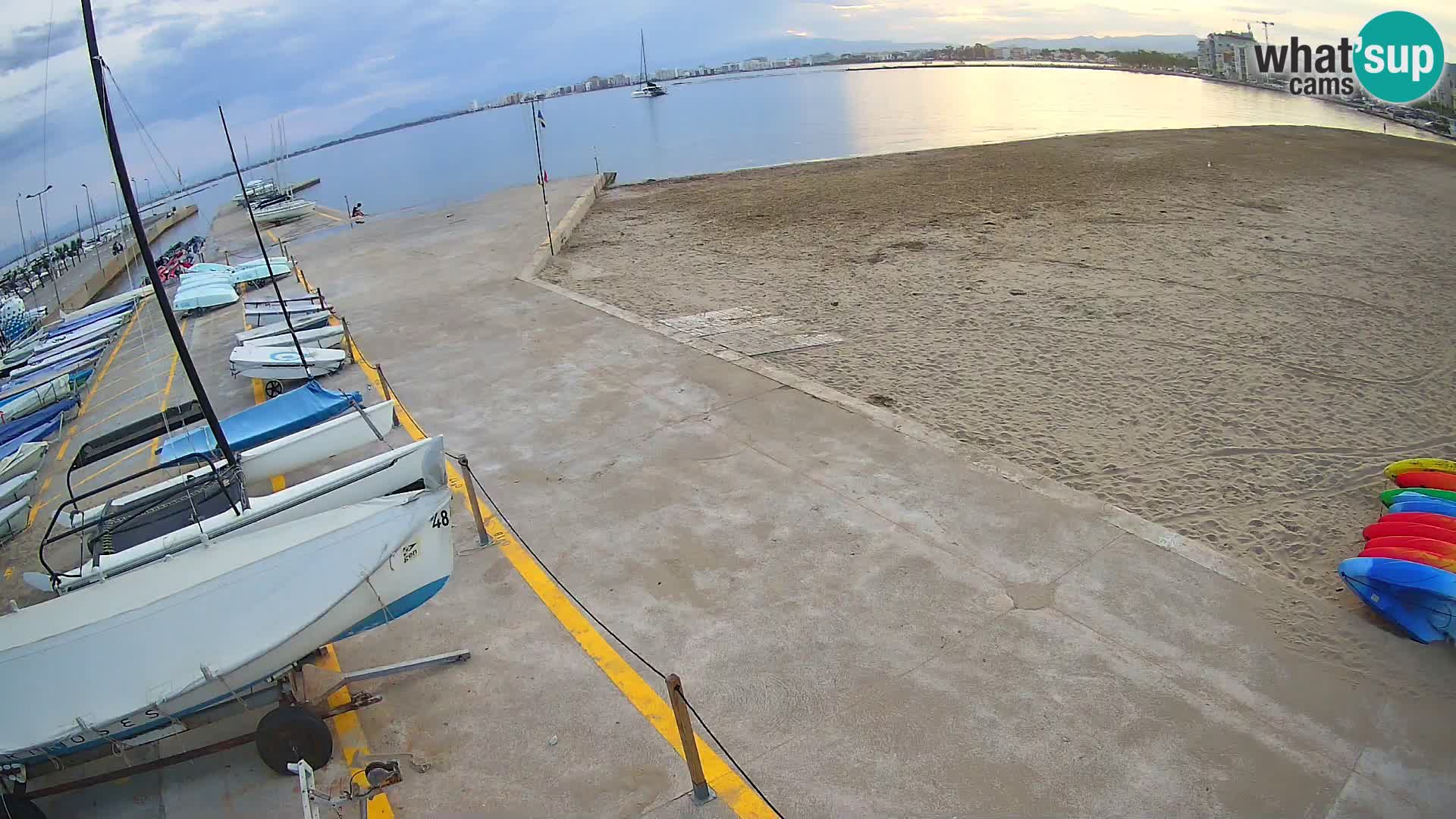 Roses webcam Port – Costa Brava – plage La Perola