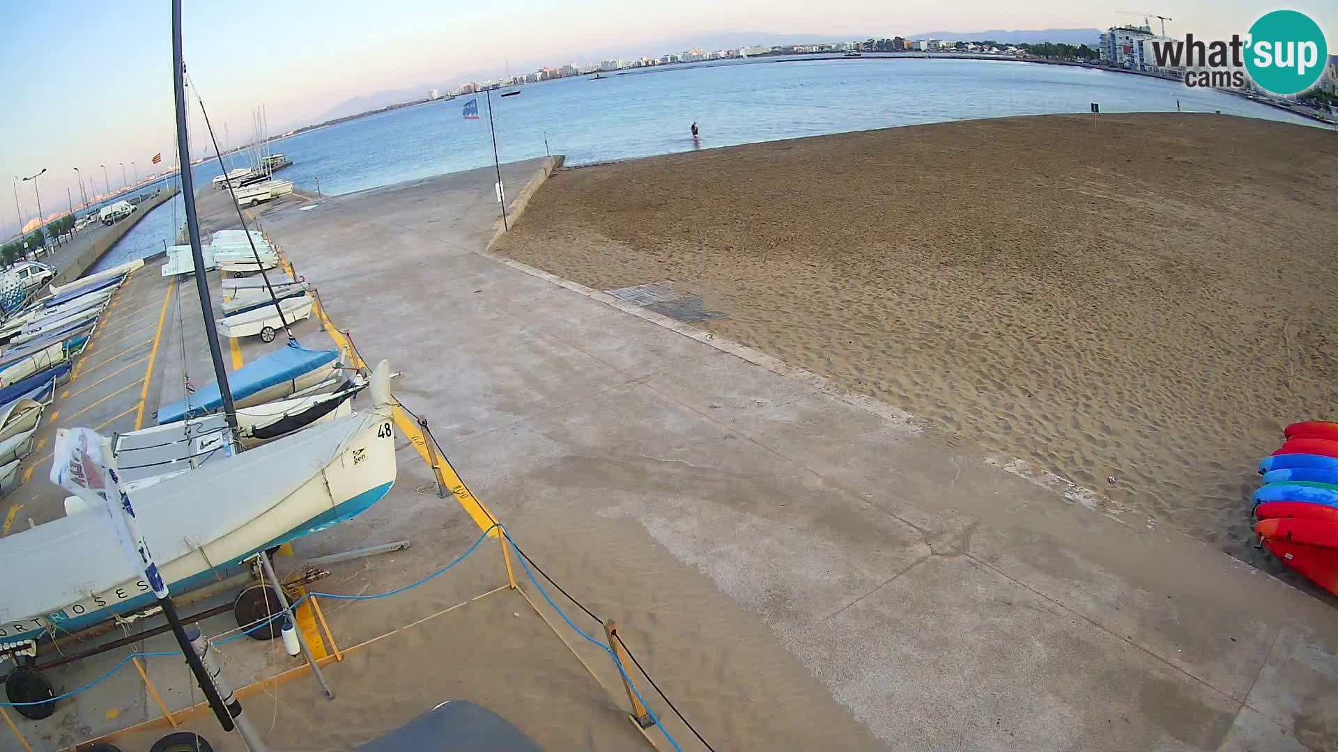 Roses webcam Port – Costa Brava – plage La Perola