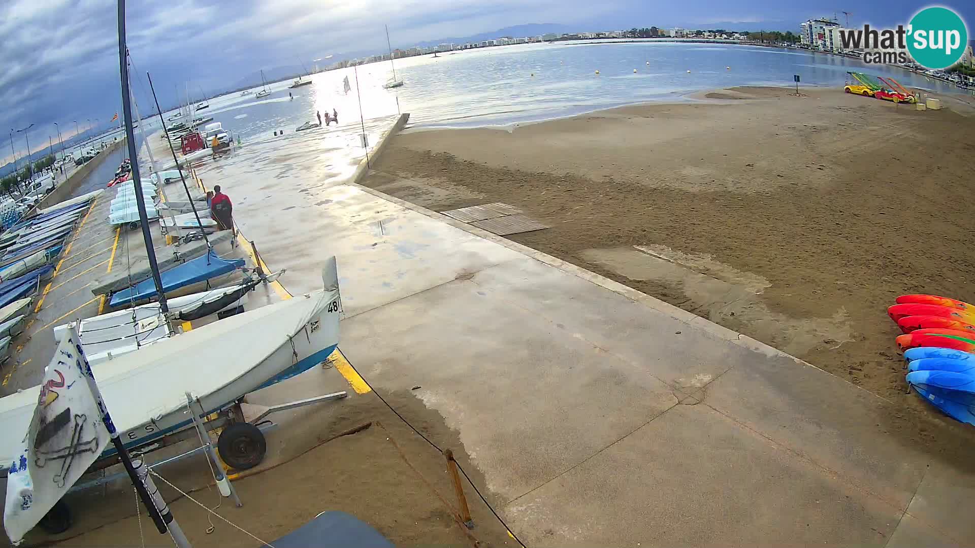 Web kamera Roses marina – Costa Brava – plaža La Perola