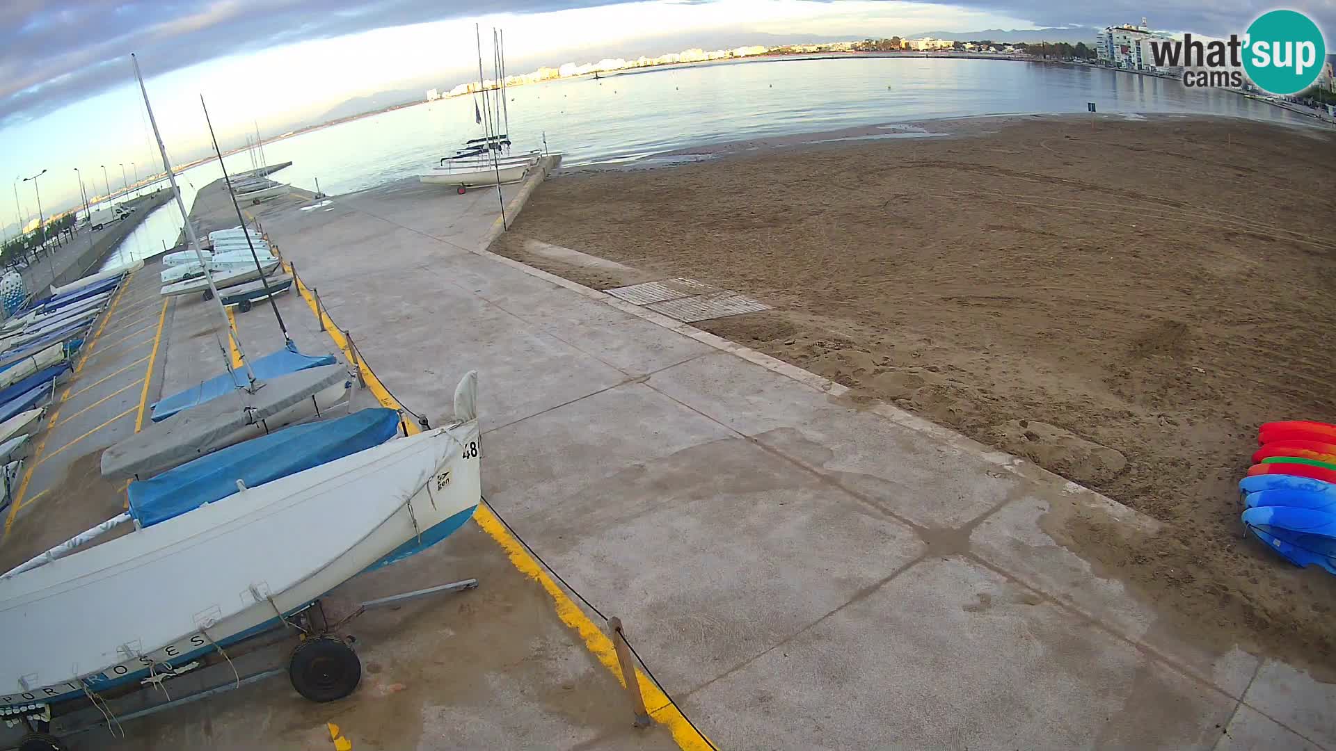 Kamera Roses marina – Costa Brava – plaža La Perola