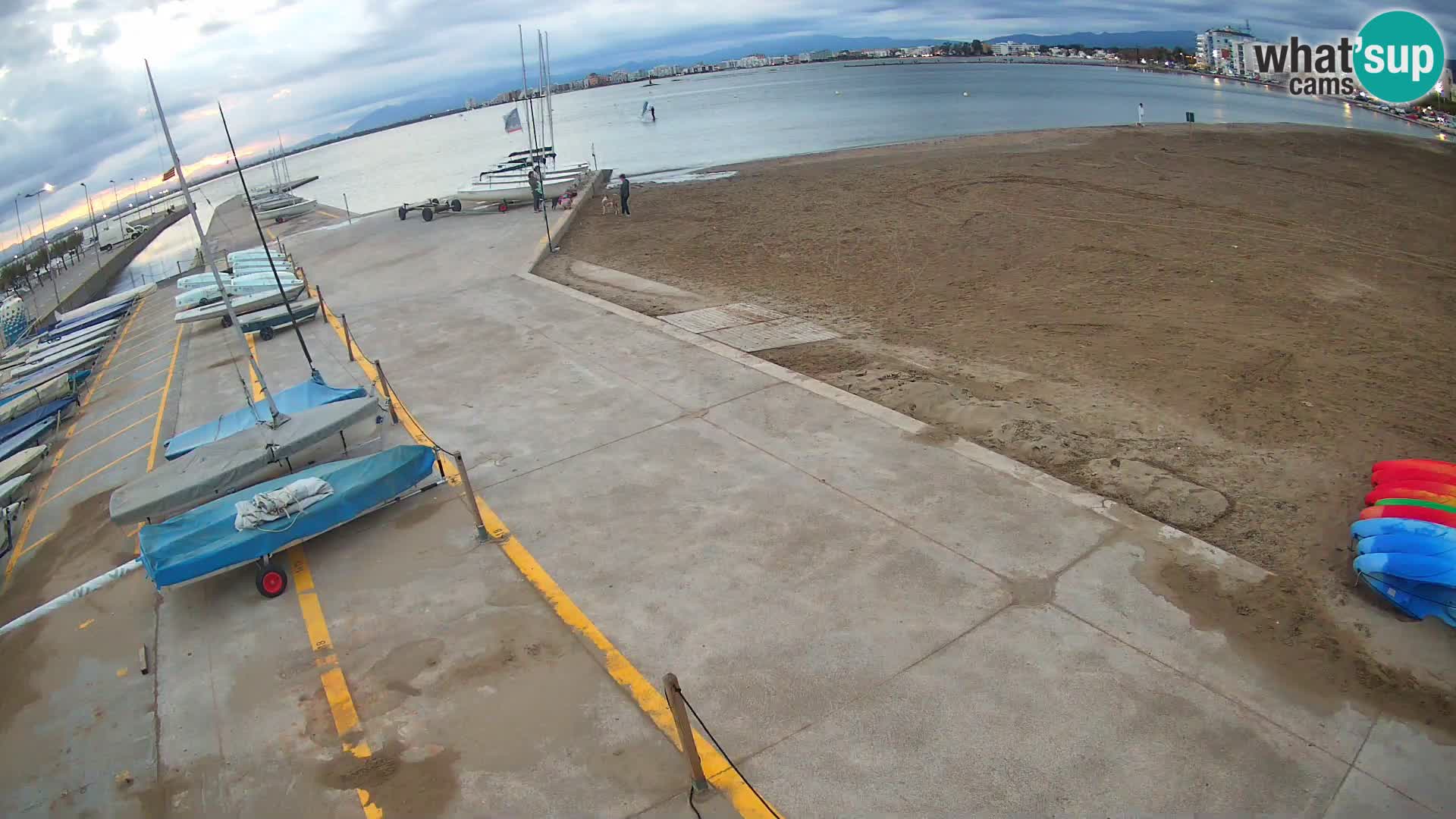 Webcam porto di Roses – Costa Brava – spiaggia La Perola