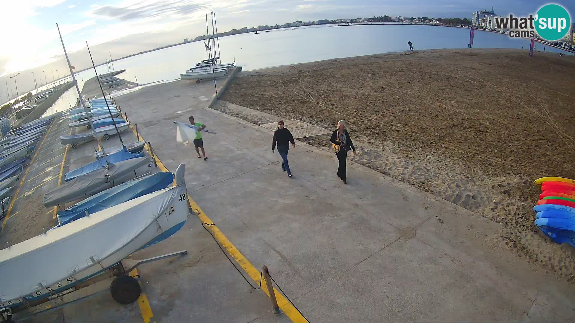 Roses webcam Port – Costa Brava – plage La Perola