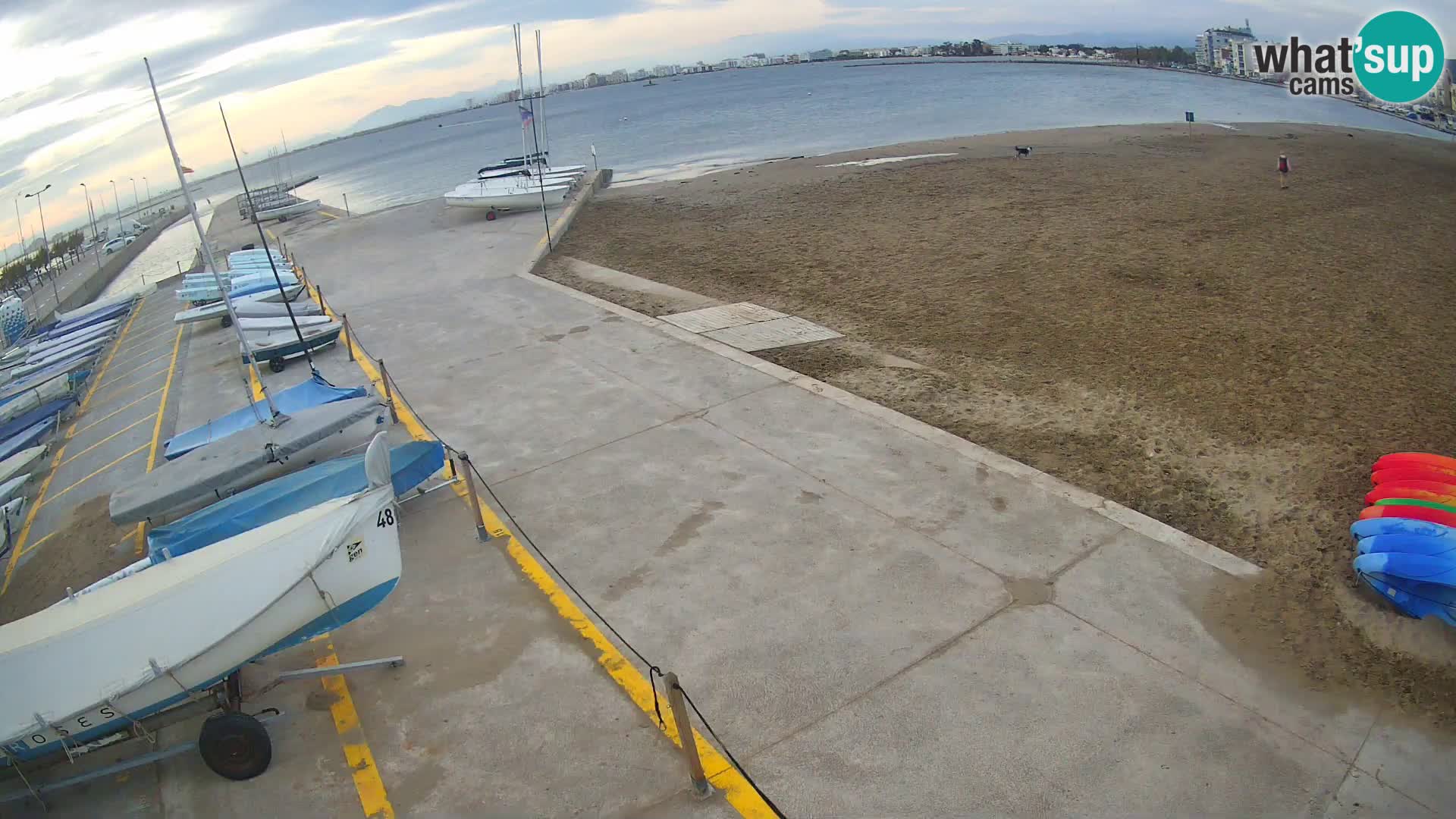 Roses webcam Port – Costa Brava – plage La Perola