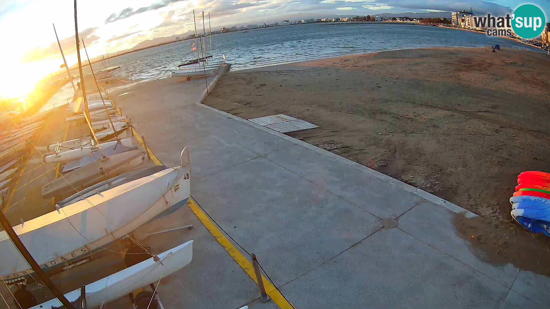 Roses webcam Port – Costa Brava – plage La Perola