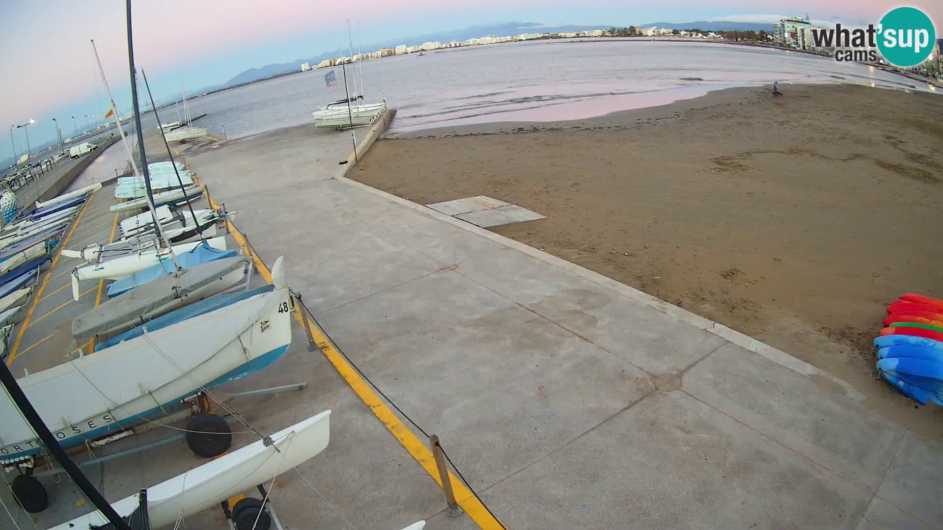 Webcam Port of Roses – Costa Brava – La Perola Beach