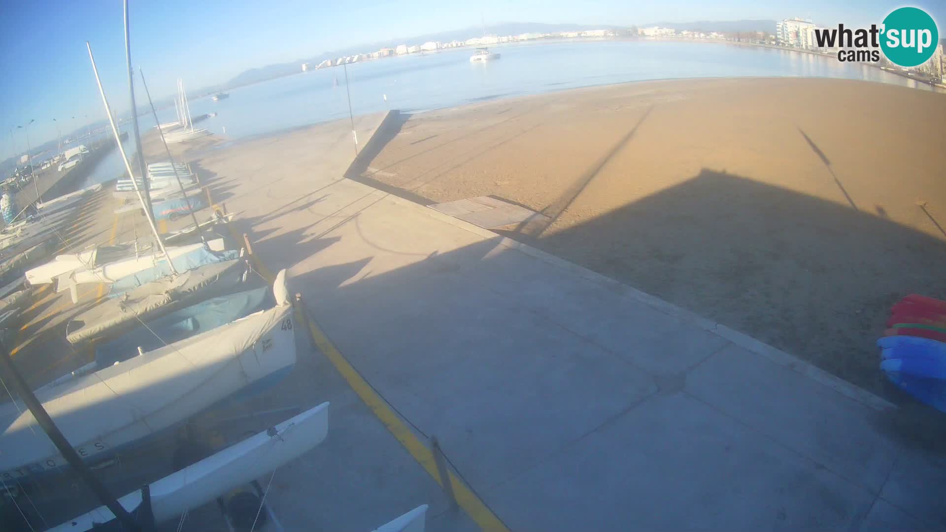 Roses webcam Port – Costa Brava – plage La Perola