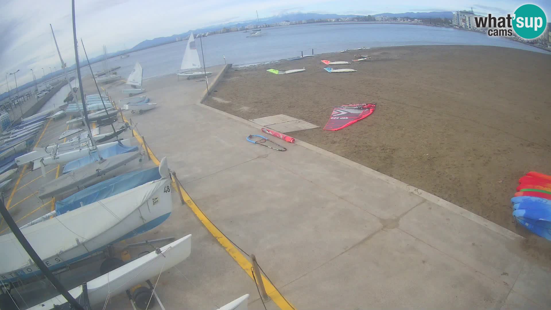 Roses webcam Port – Costa Brava – plage La Perola