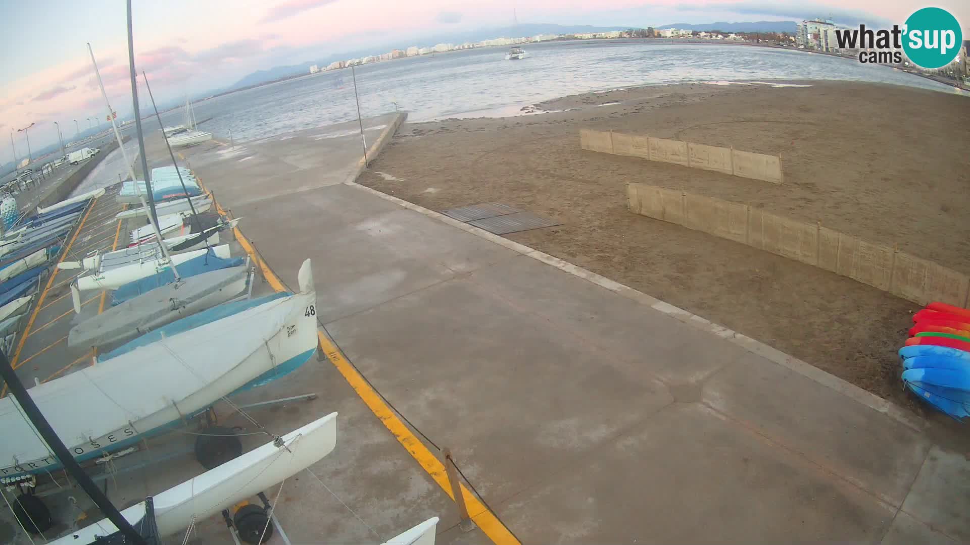 Webcam Port of Roses – Costa Brava – La Perola Beach