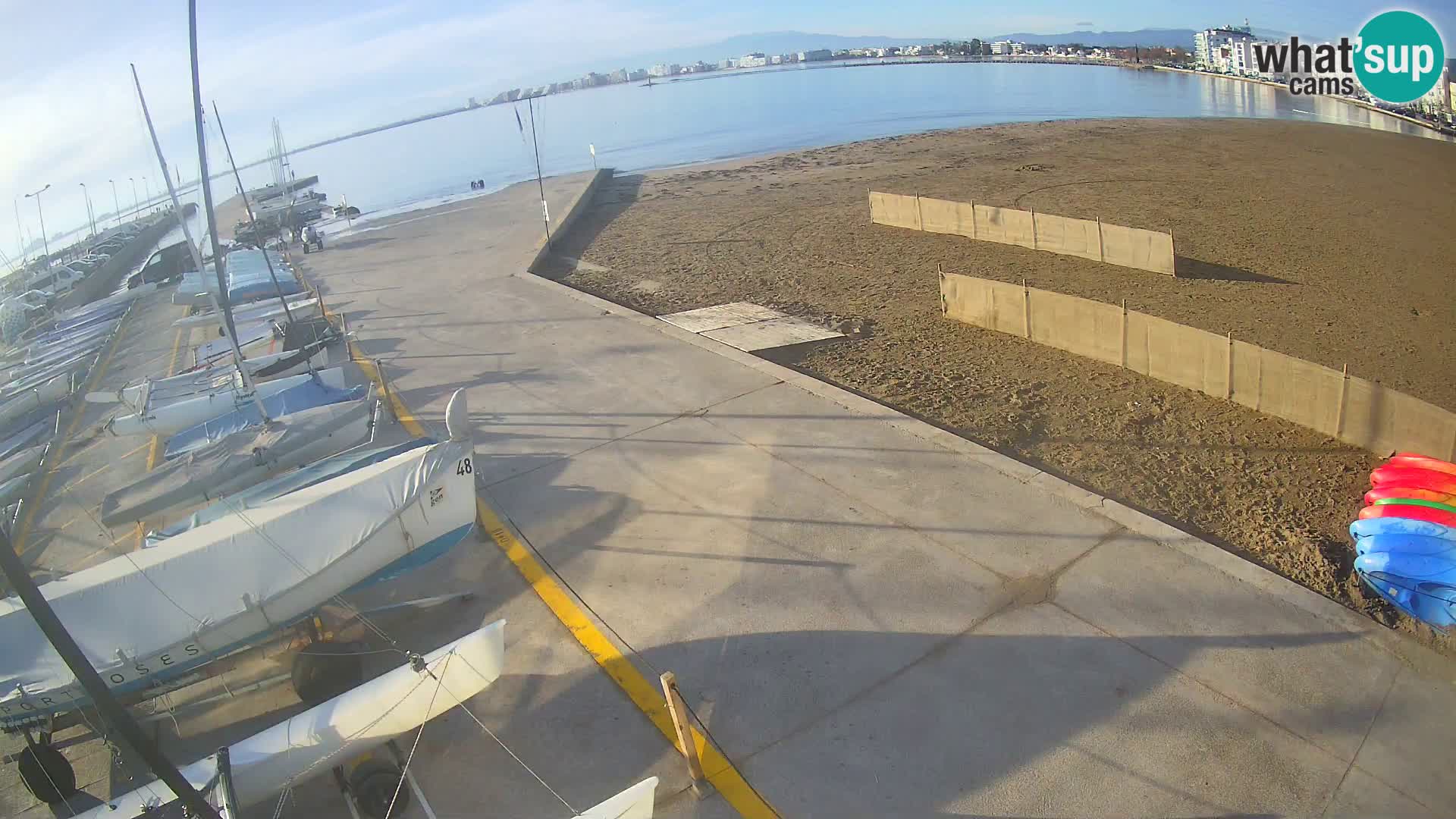 Roses webcam Port – Costa Brava – plage La Perola