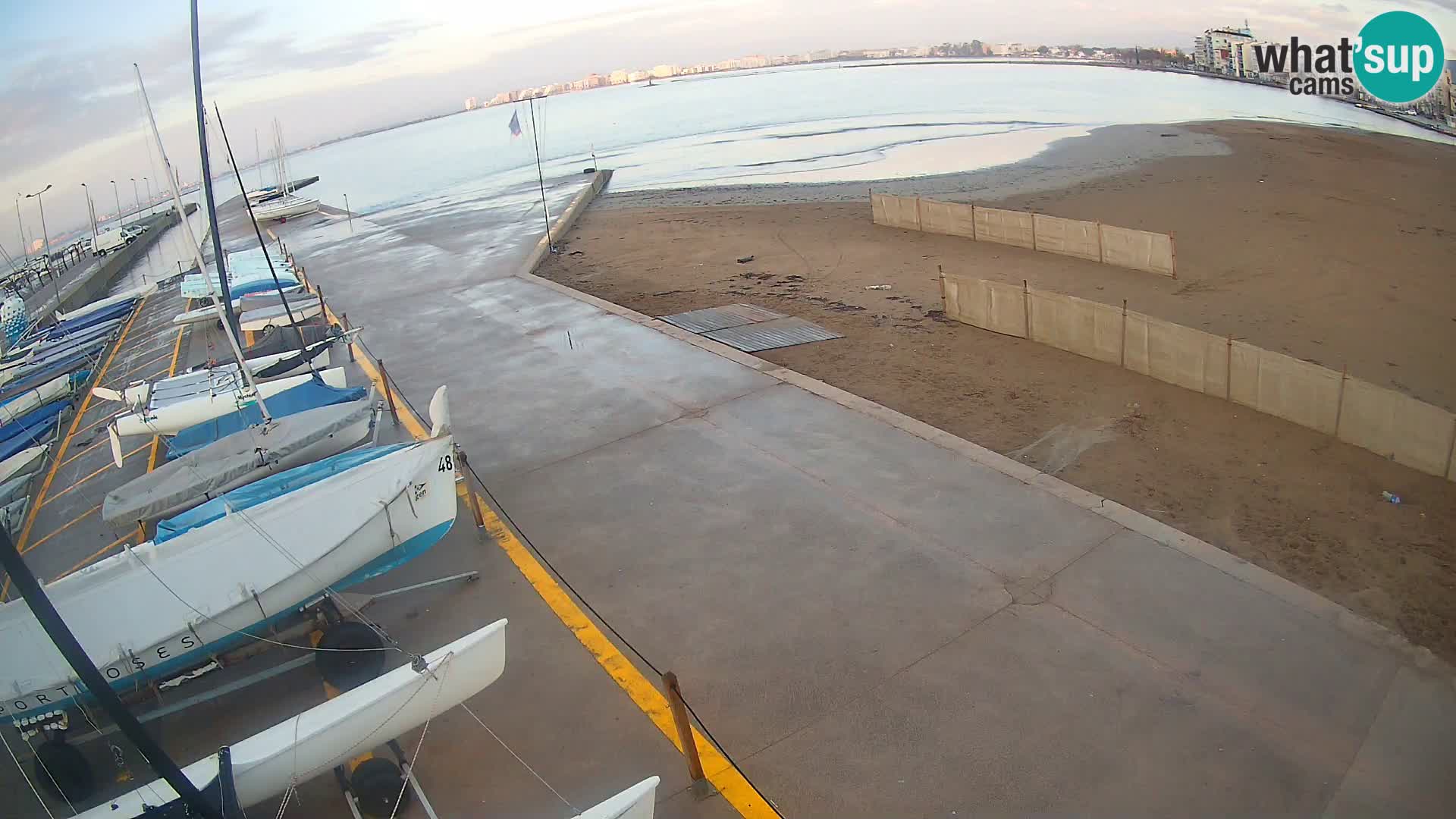 Webcam Port of Roses – Costa Brava – La Perola Beach