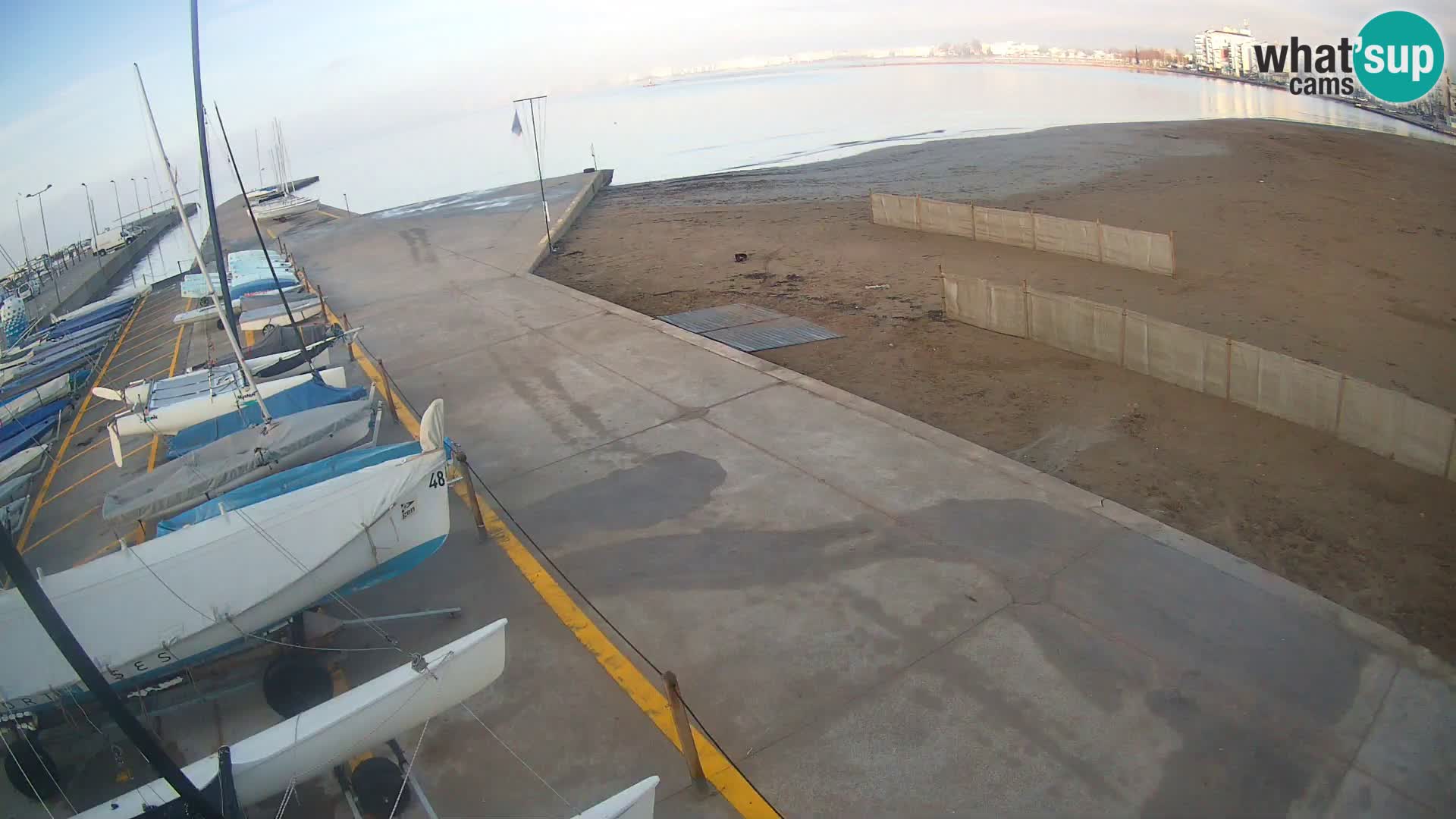 Roses webcam Port – Costa Brava – plage La Perola