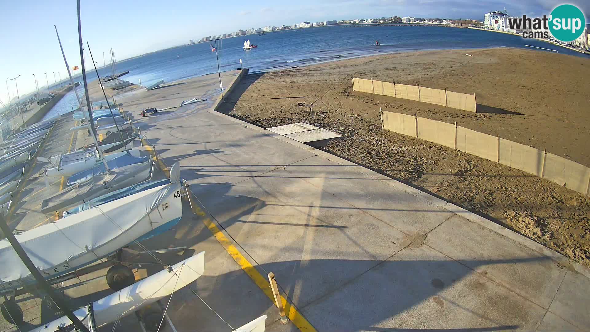 Roses webcam Port – Costa Brava – plage La Perola