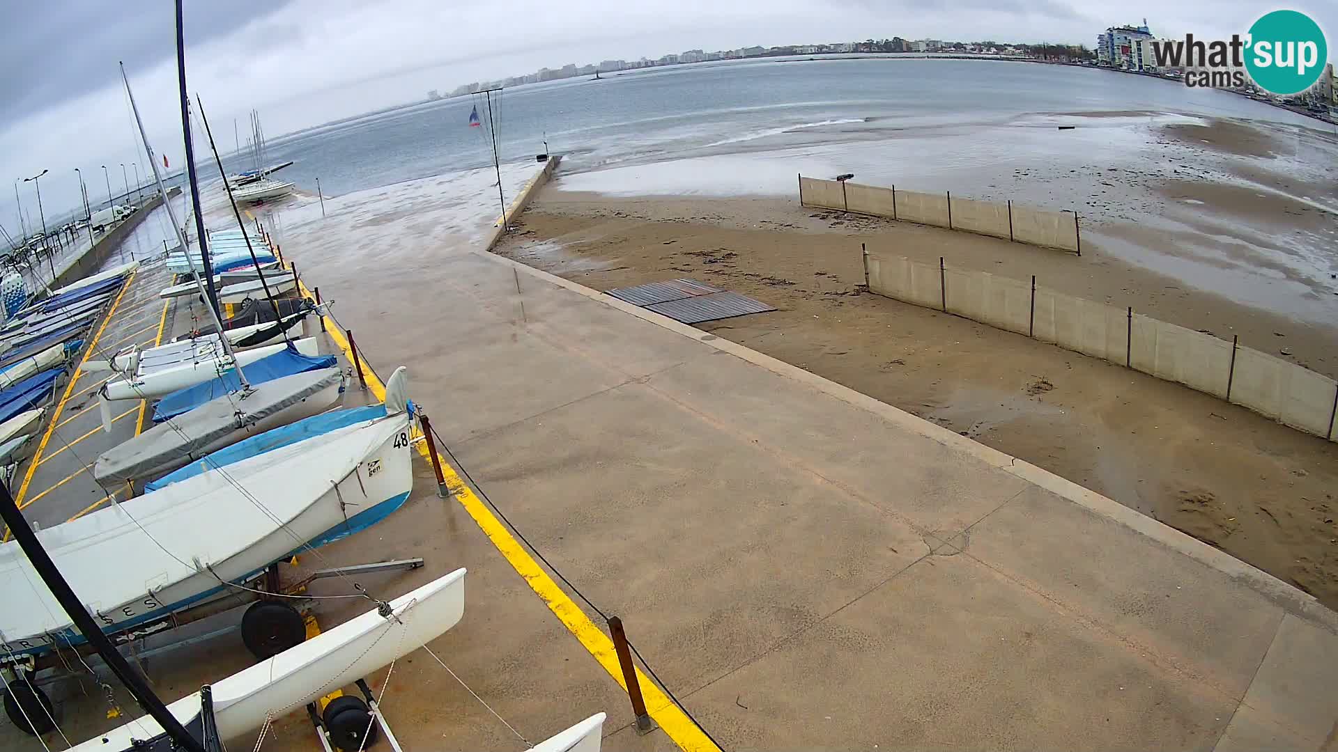 Roses webcam Port – Costa Brava – plage La Perola