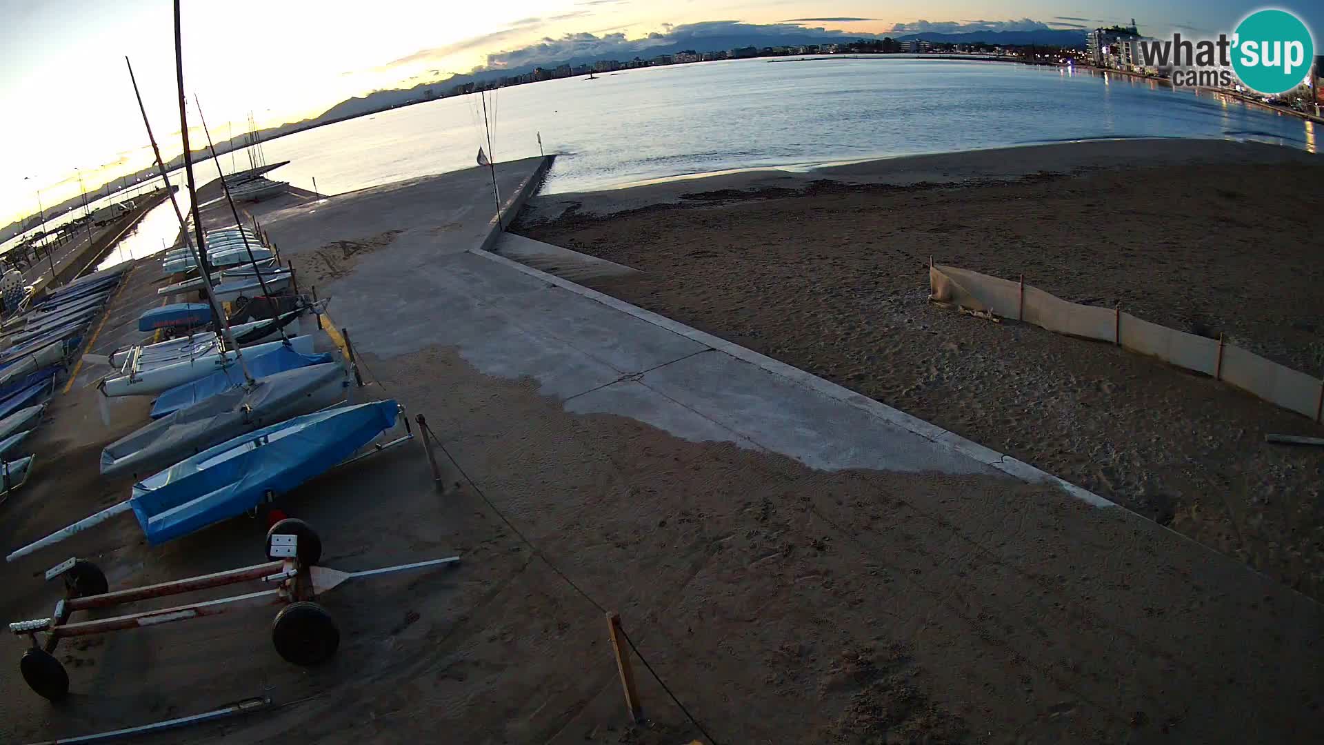 Webcam Port of Roses – Costa Brava – La Perola Beach