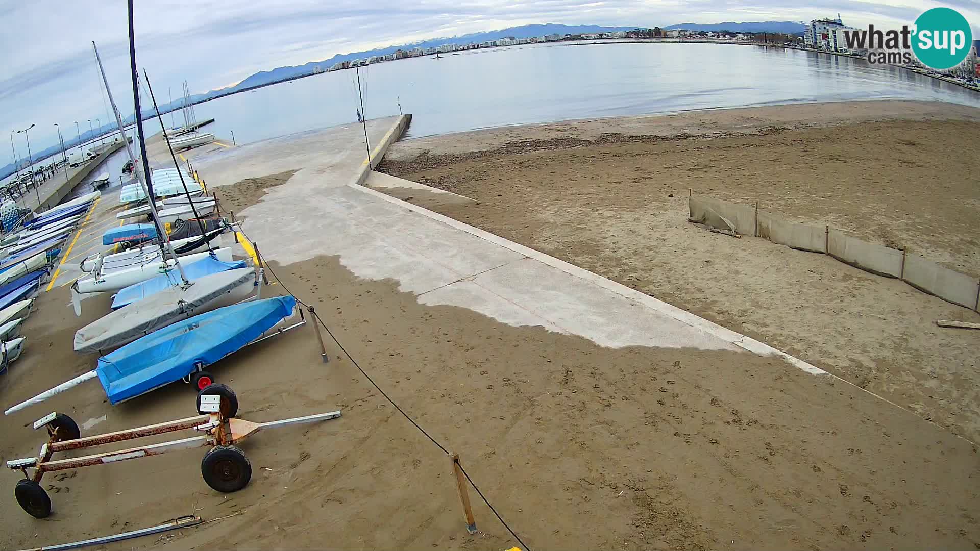 Roses webcam Port – Costa Brava – plage La Perola