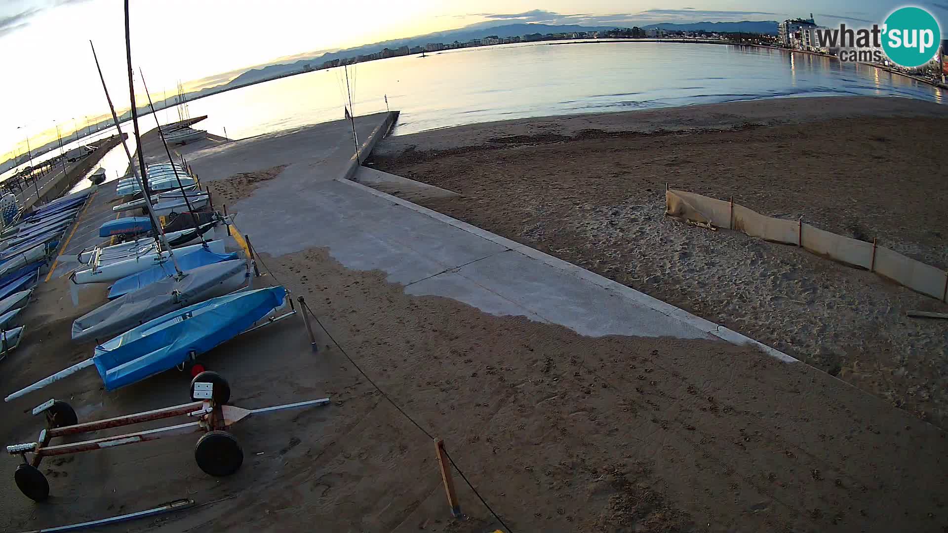 Roses webcam Port – Costa Brava – plage La Perola