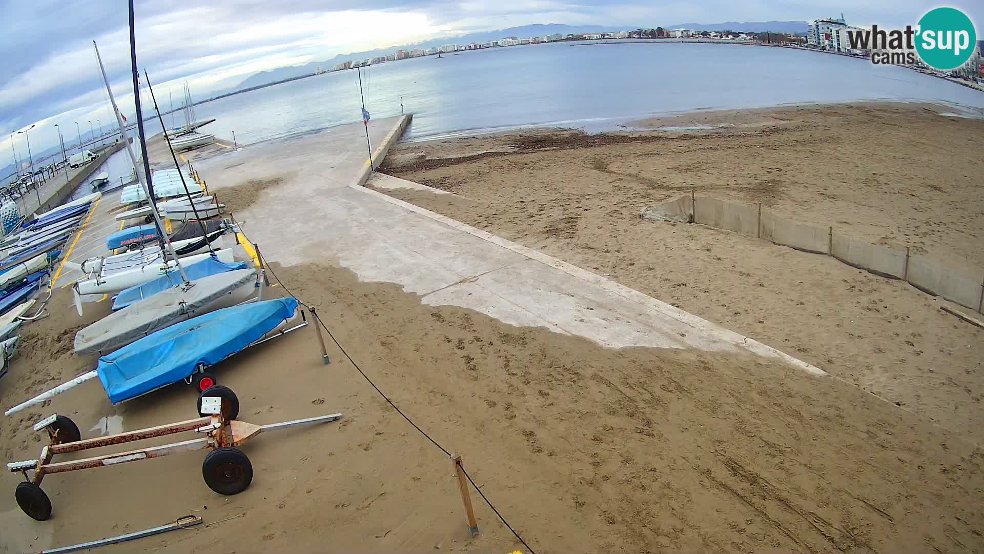 Roses webcam Port – Costa Brava – plage La Perola